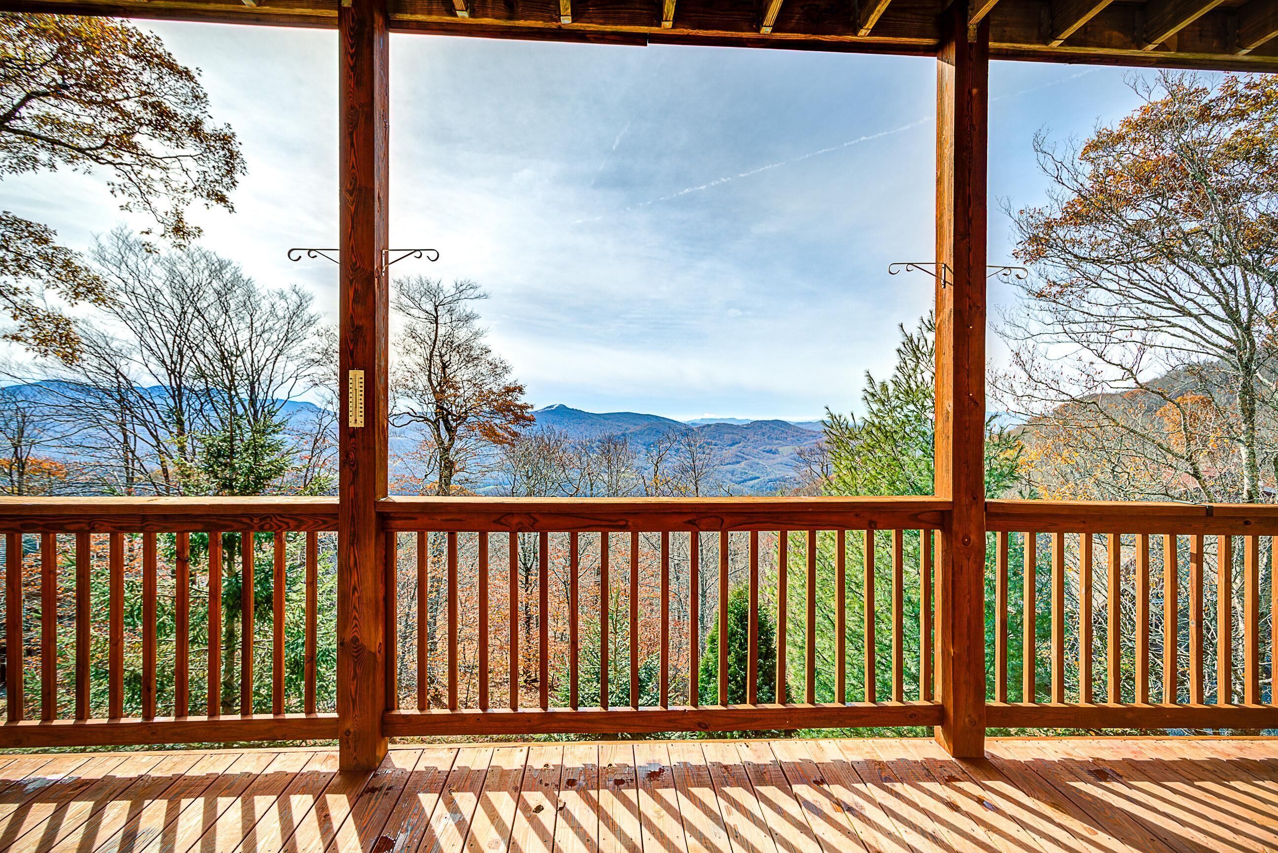 Klonteska Condominiums By VCI Real Estate Services