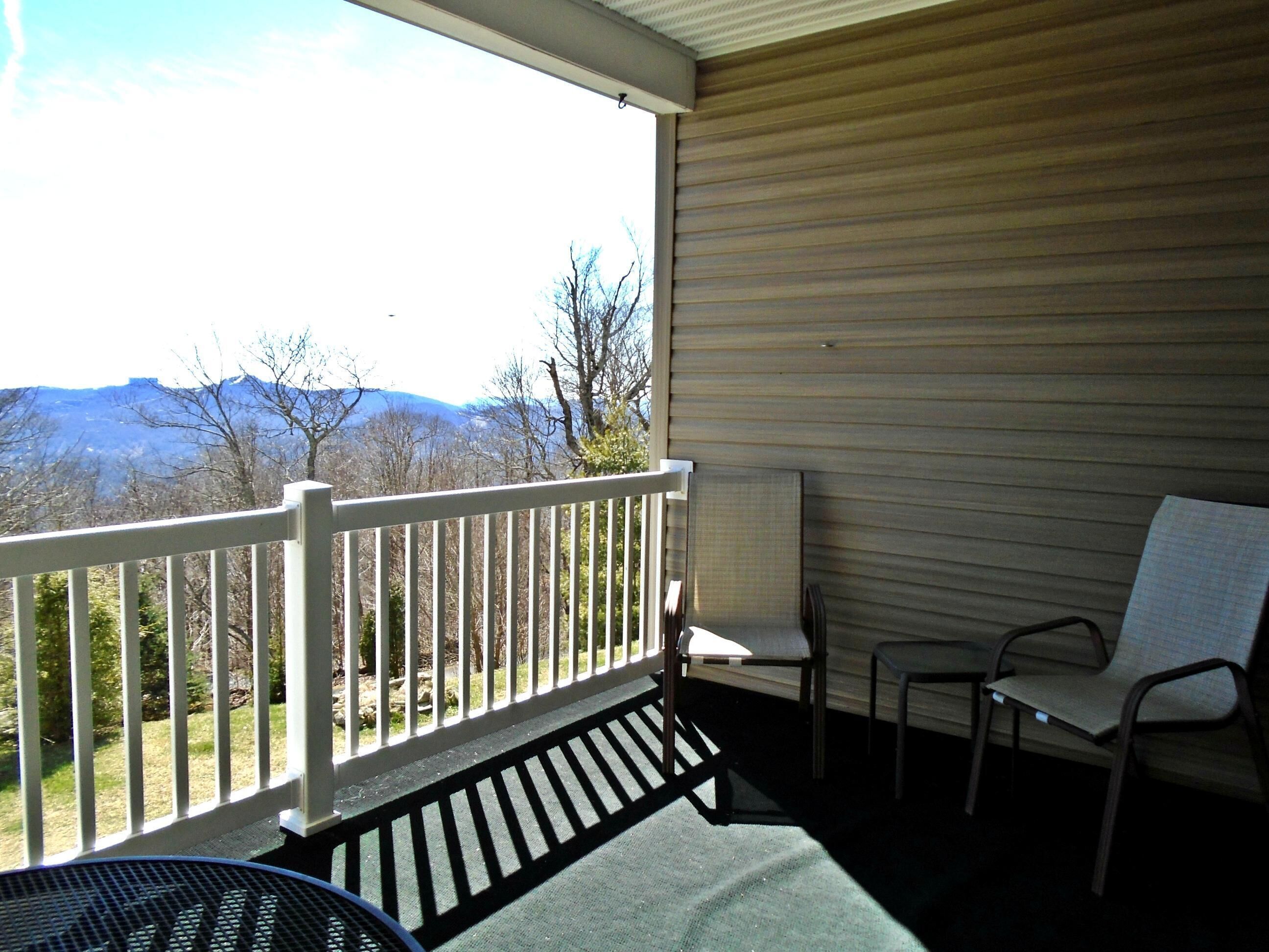 Klonteska Condominiums By VCI Real Estate Services