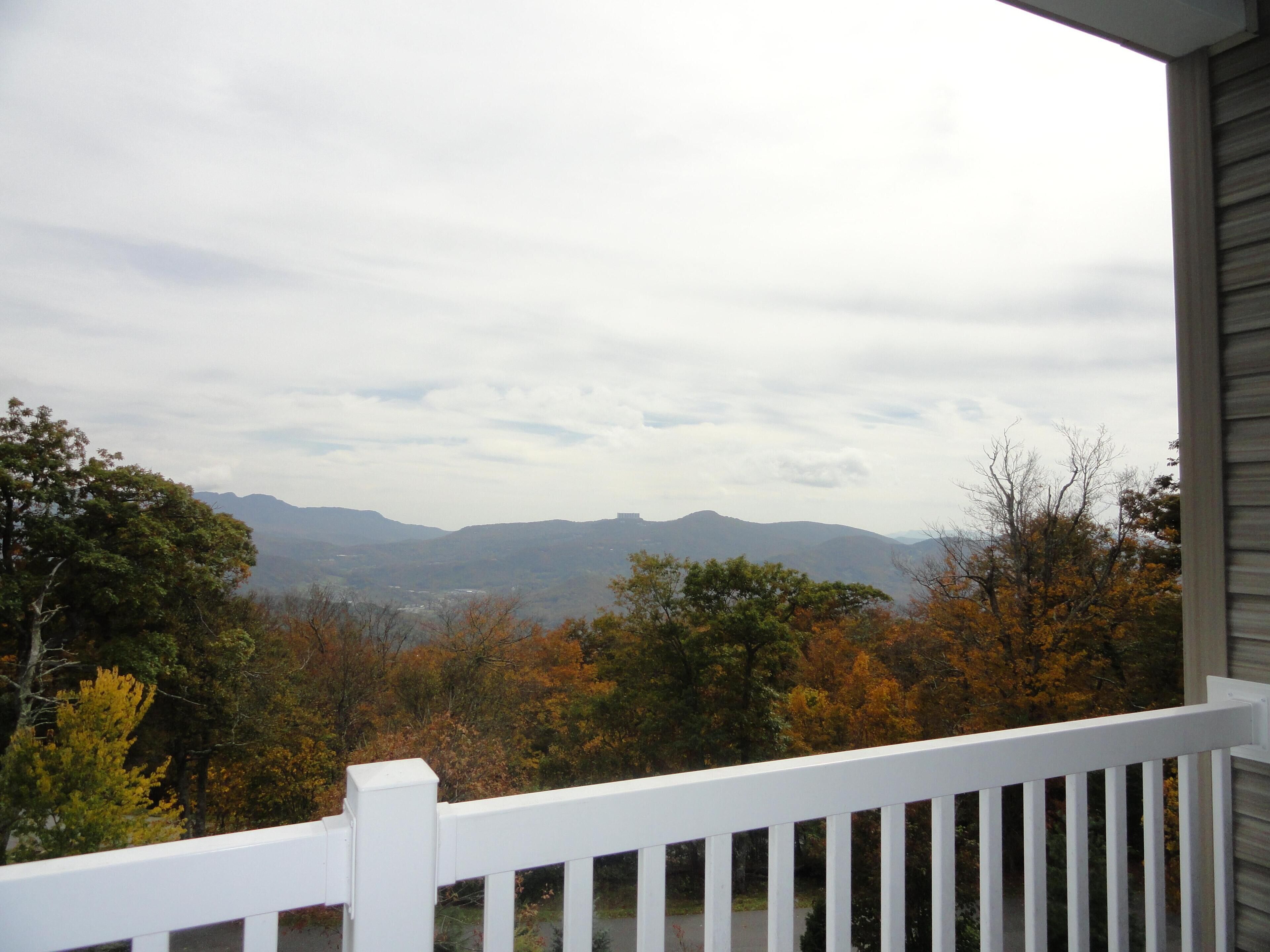 Klonteska Condominiums By VCI Real Estate Services