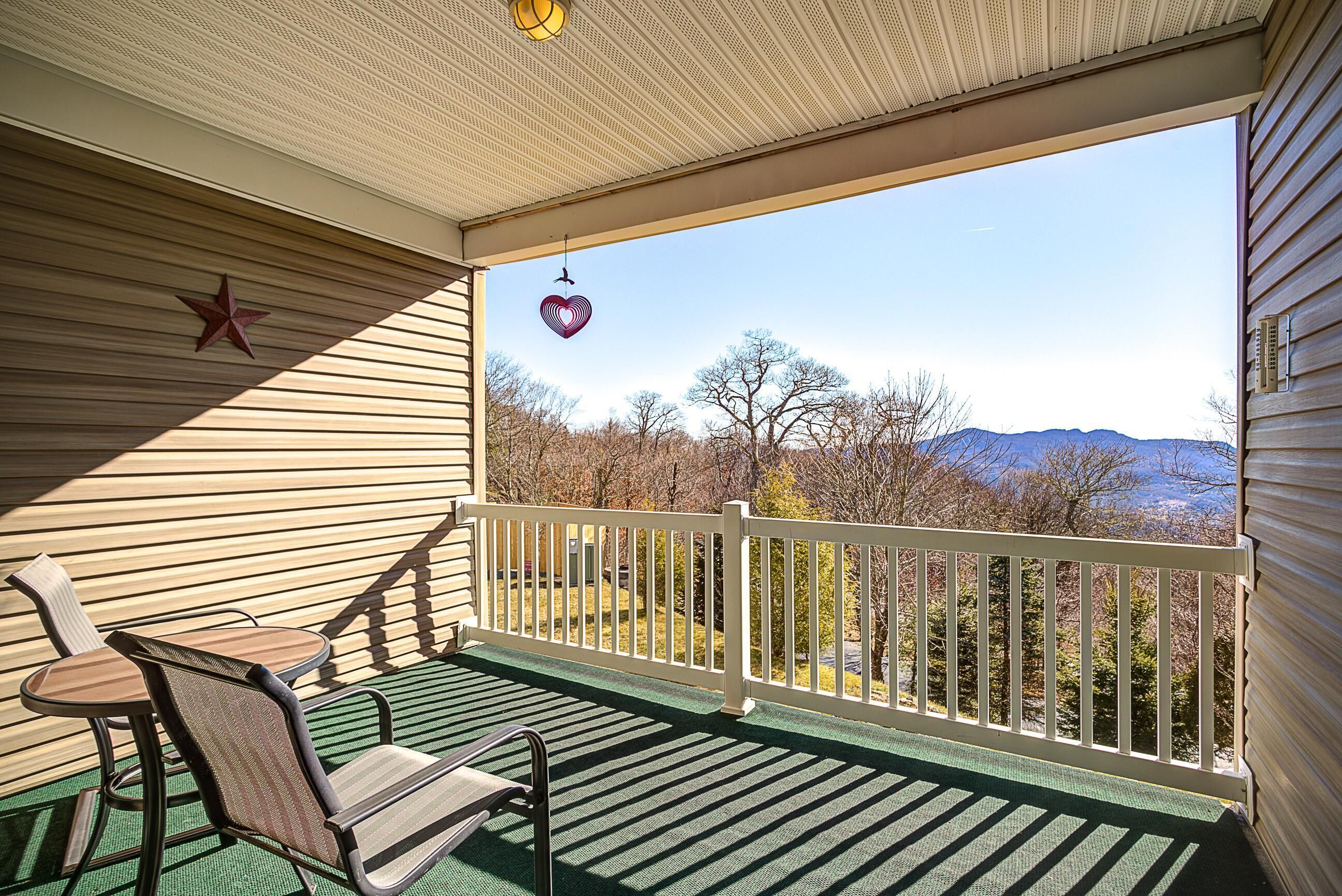 Klonteska Condominiums By VCI Real Estate Services