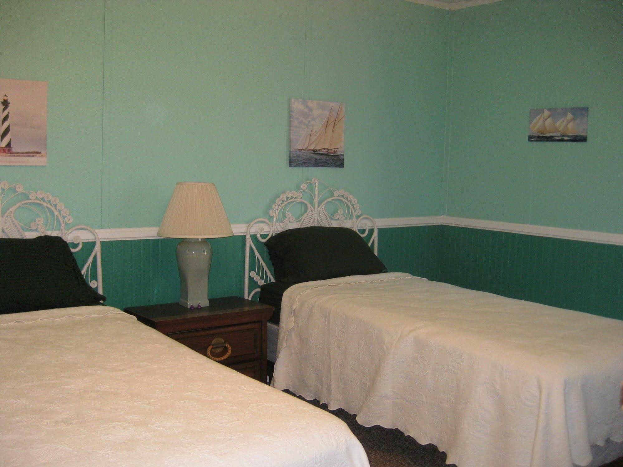 Core Creek Lodge