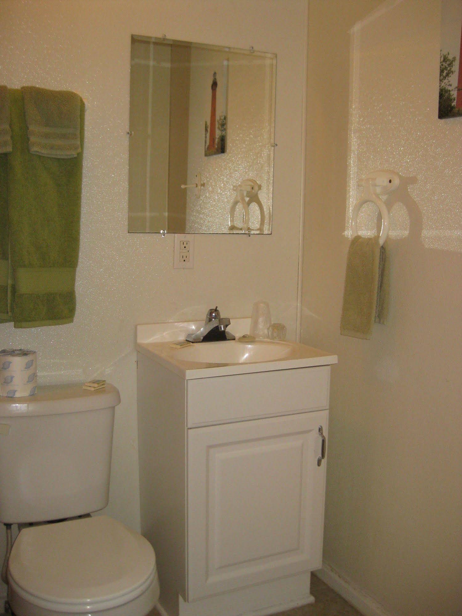Core Creek Lodge
