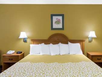 Days Inn by Wyndham Biscoe