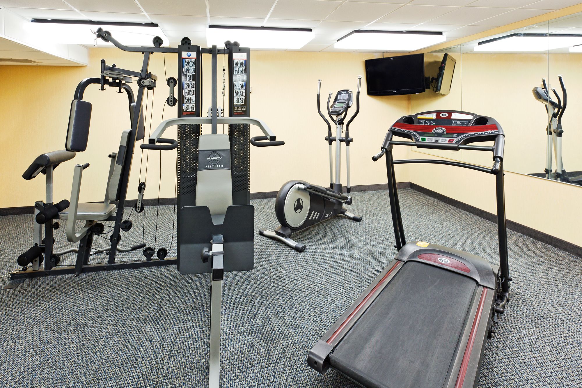 Holiday Inn Express Blowing Rock South