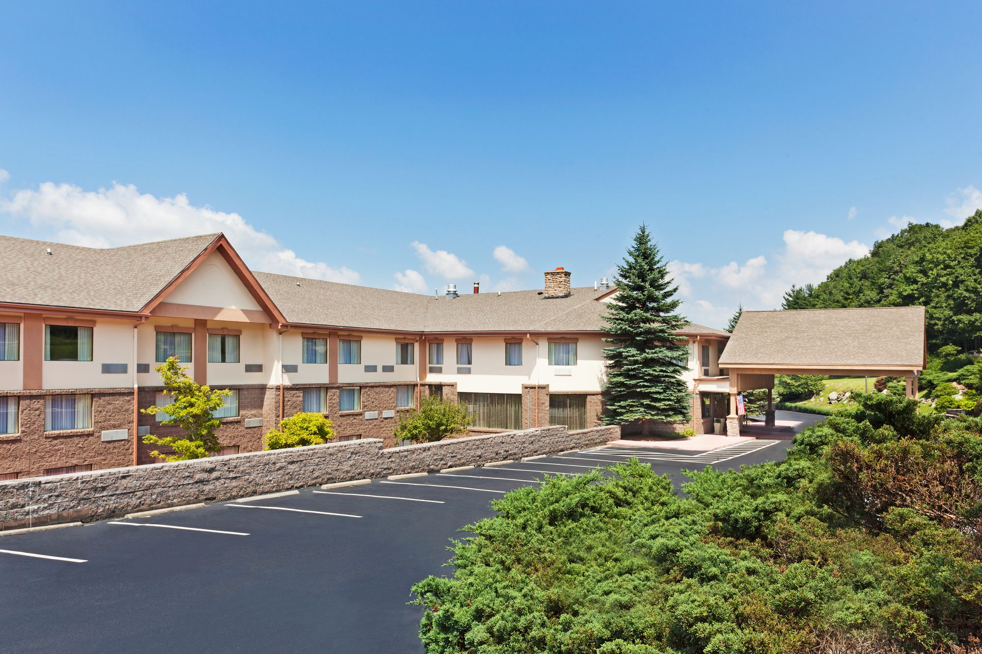 Holiday Inn Express Blowing Rock South