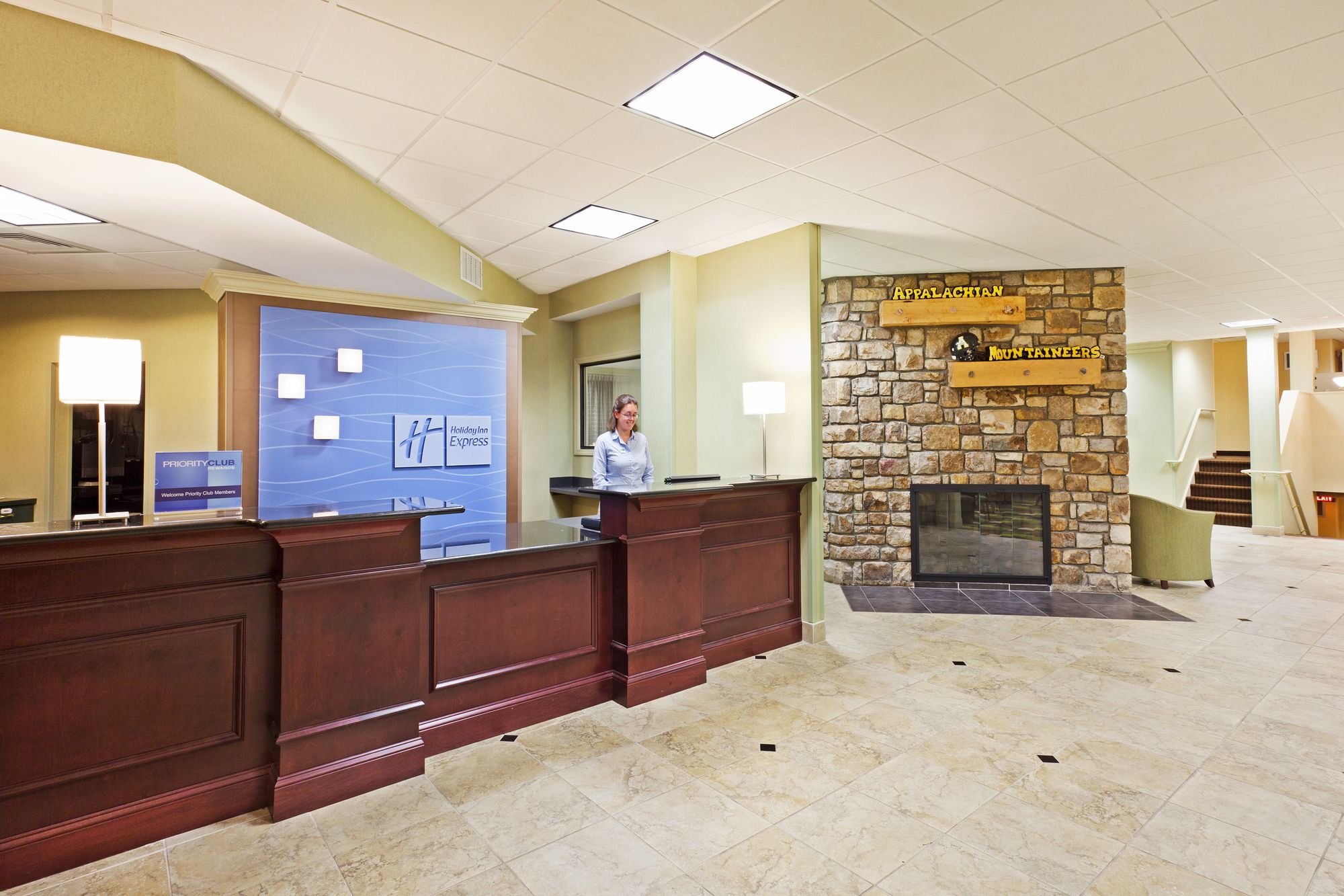 Holiday Inn Express Blowing Rock South