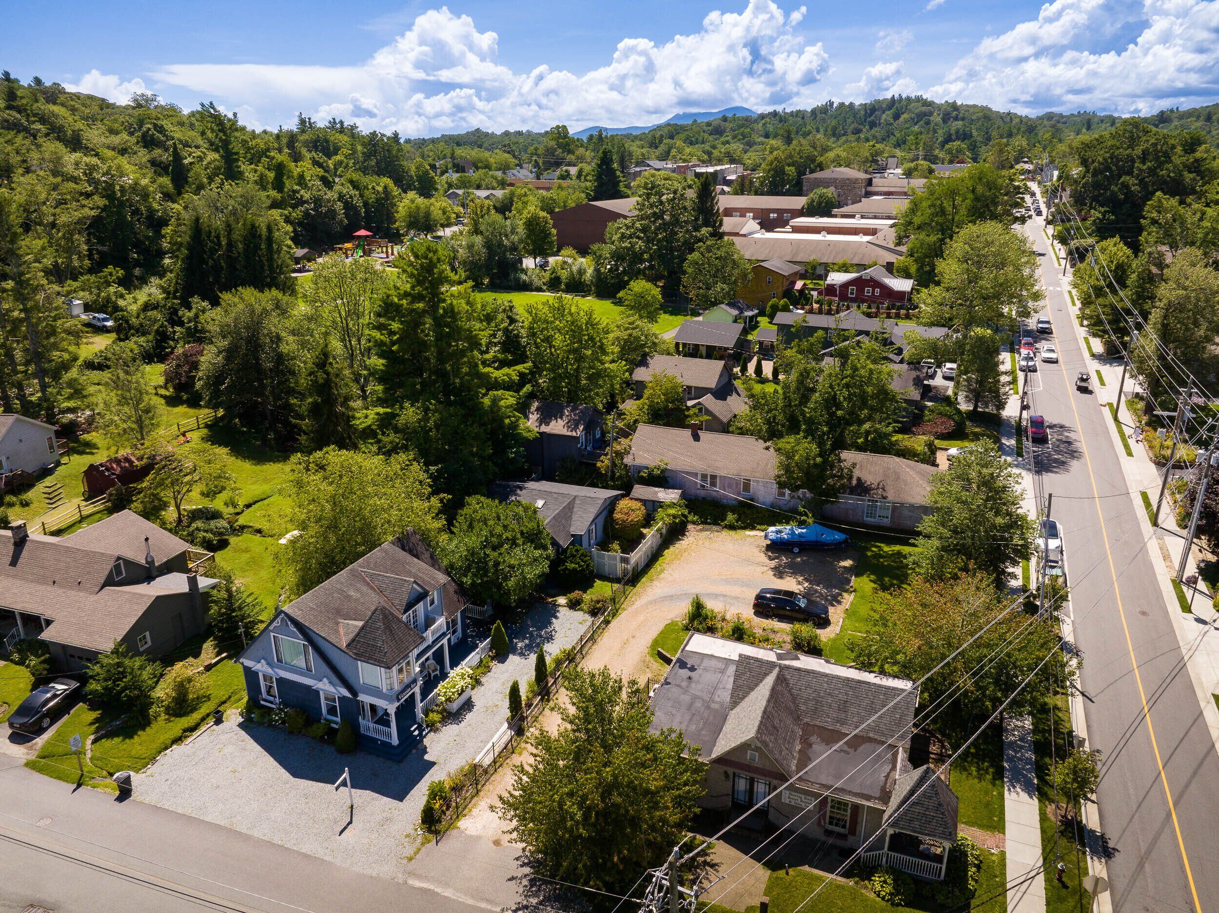 The Victorian Inn - Blowing Rock