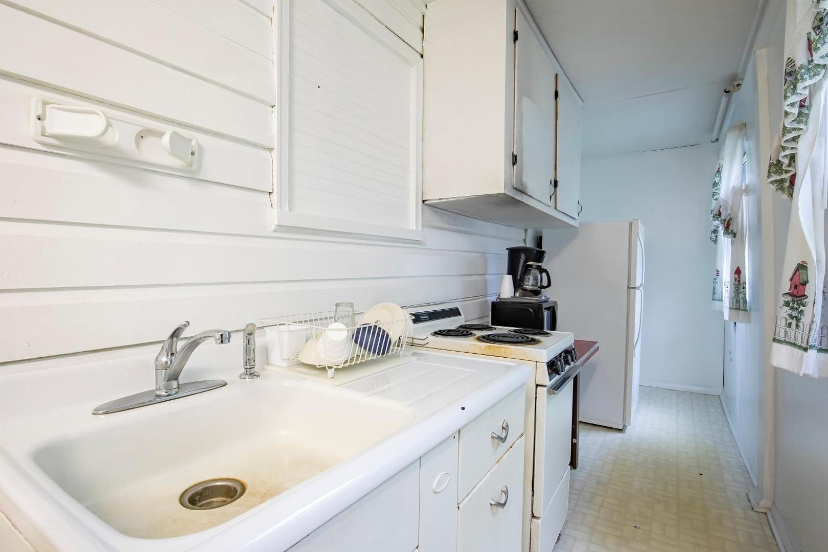 Lloyd's on The River Country Inn by OYO