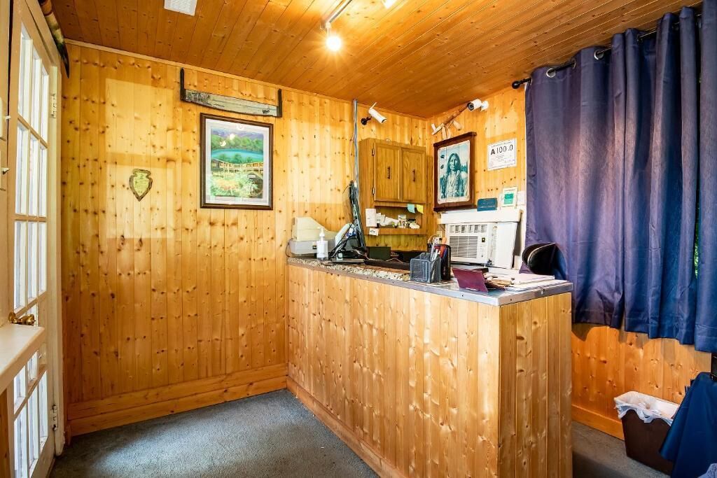 Lloyd's on The River Country Inn by OYO