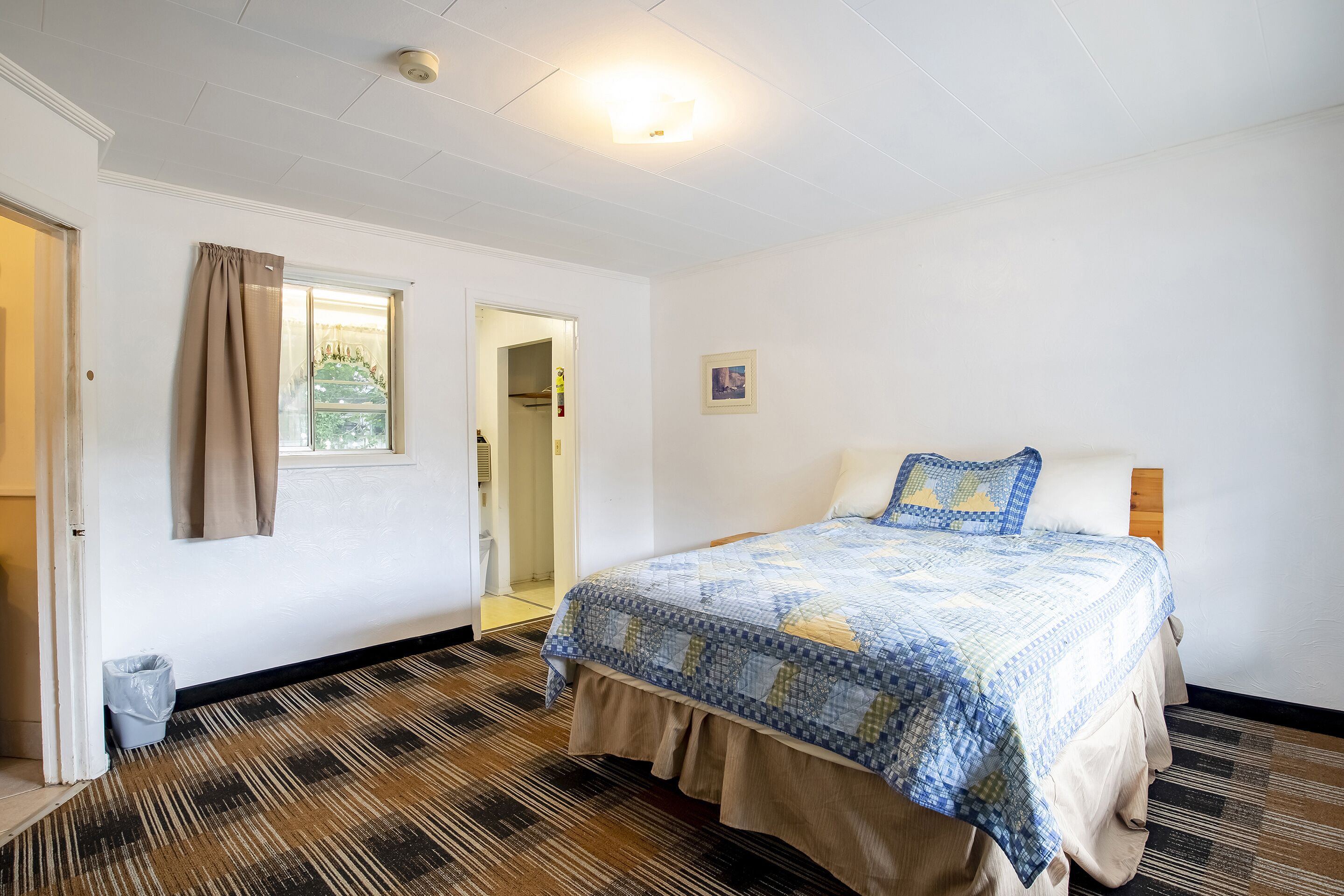 Lloyd's on The River Country Inn by OYO