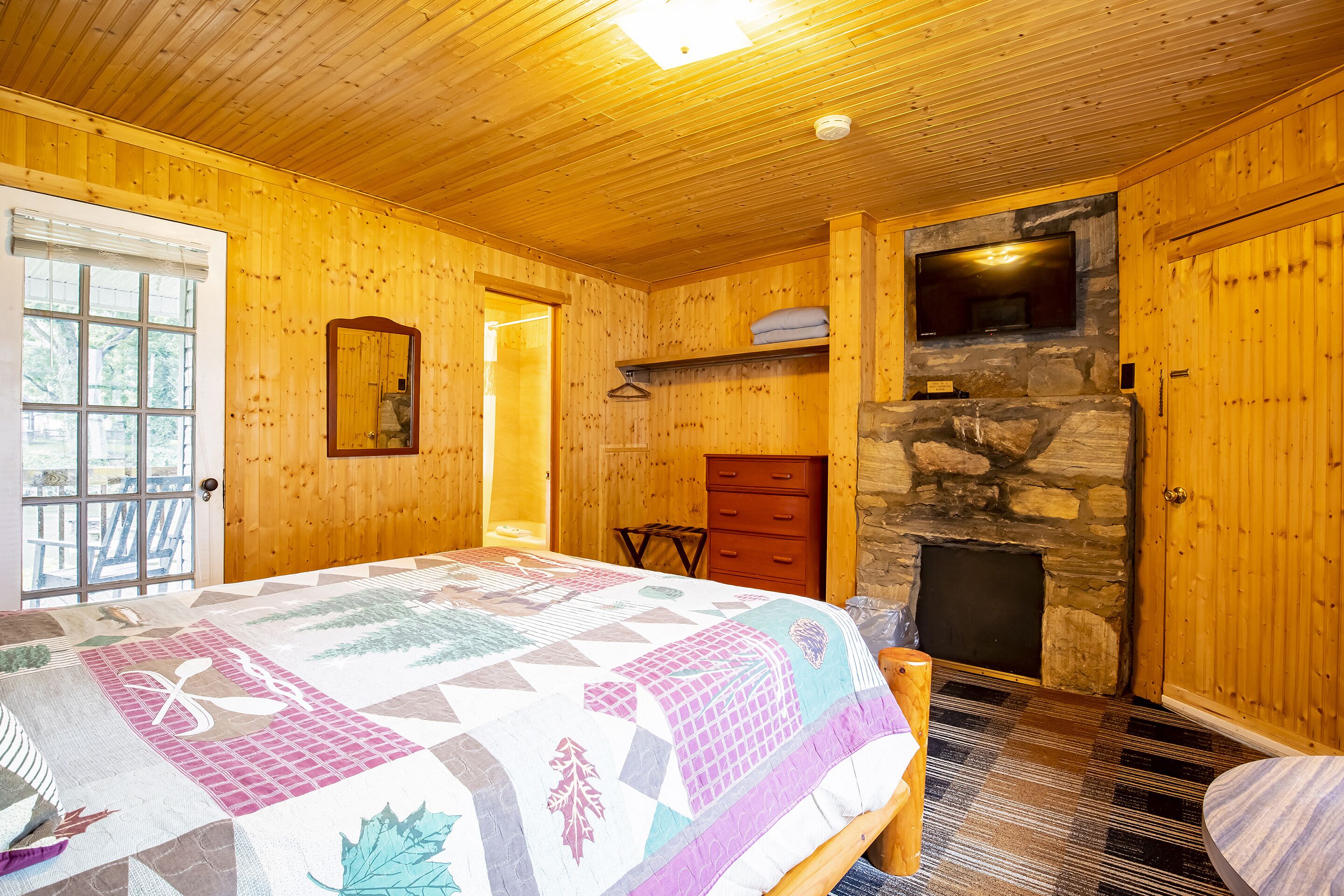 Lloyd's on The River Country Inn by OYO