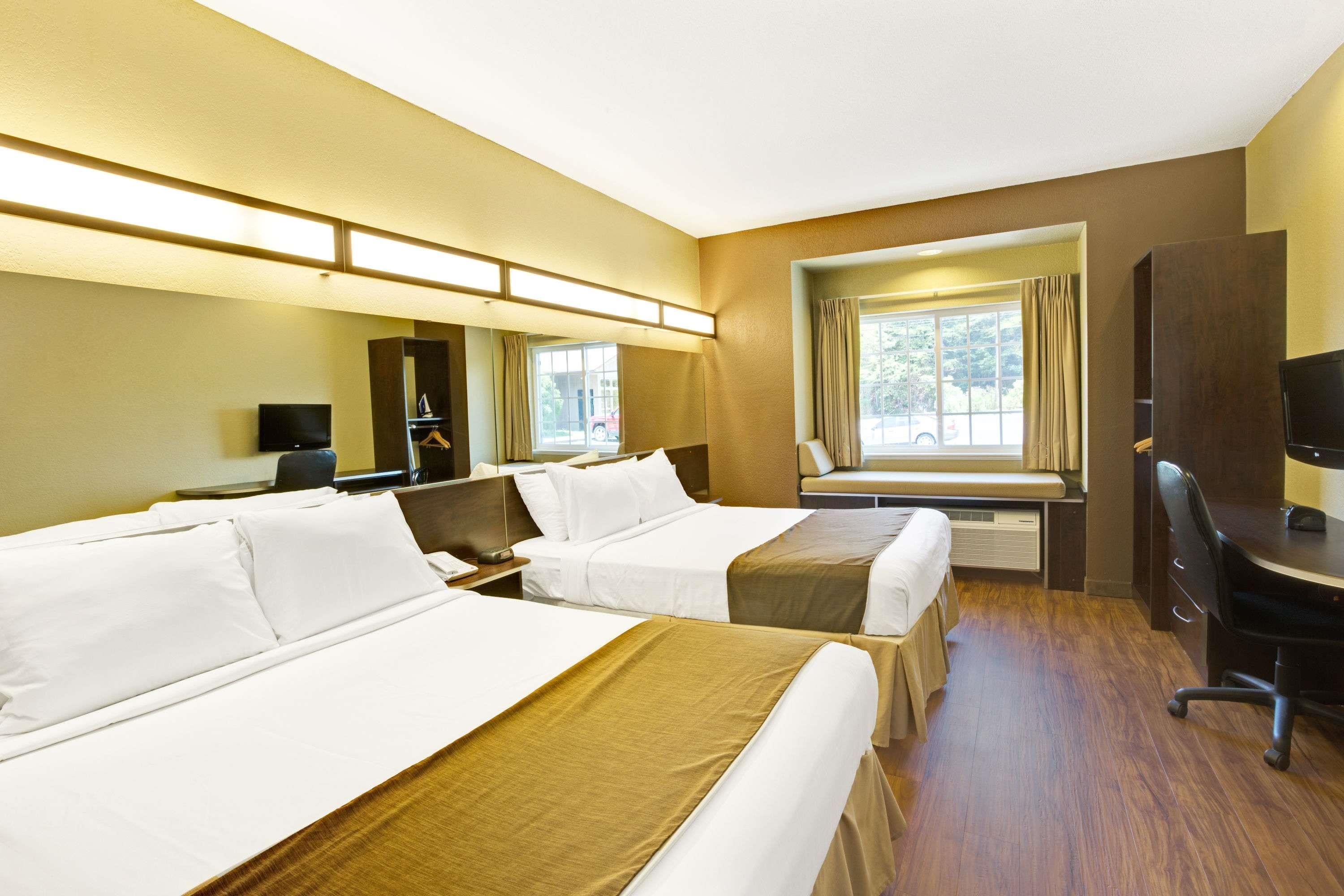 Microtel Inn & Suites by Wyndham Bryson City