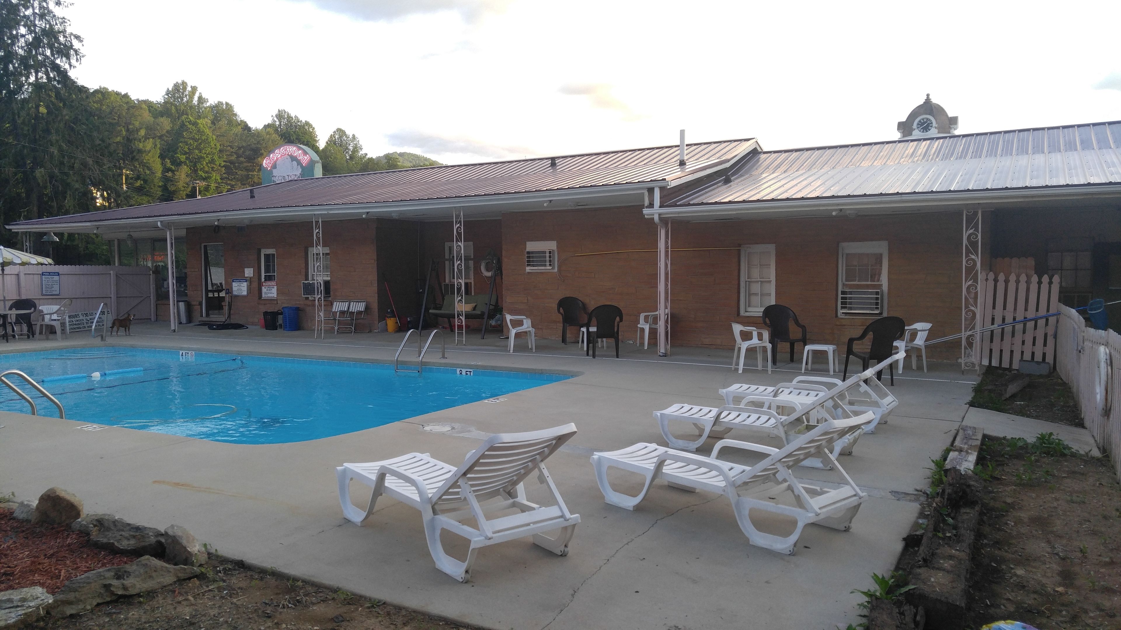 Rosewood Inn