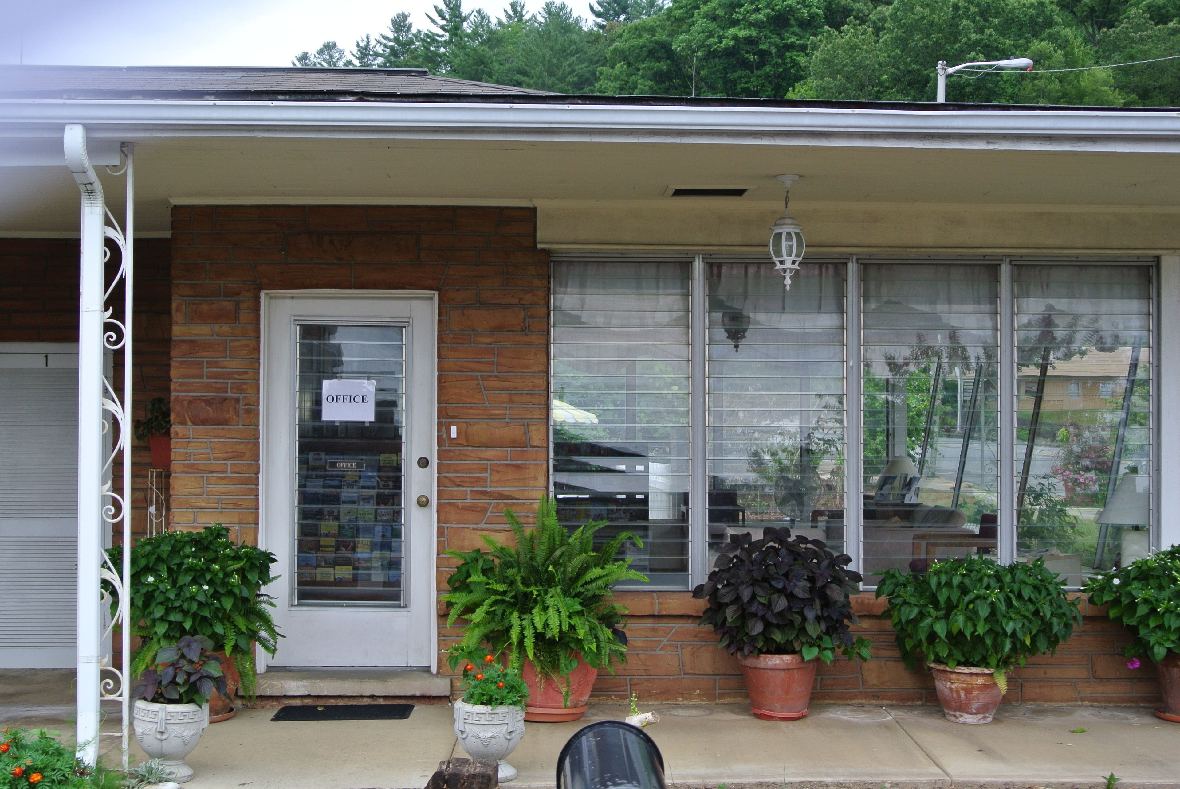 Rosewood Inn