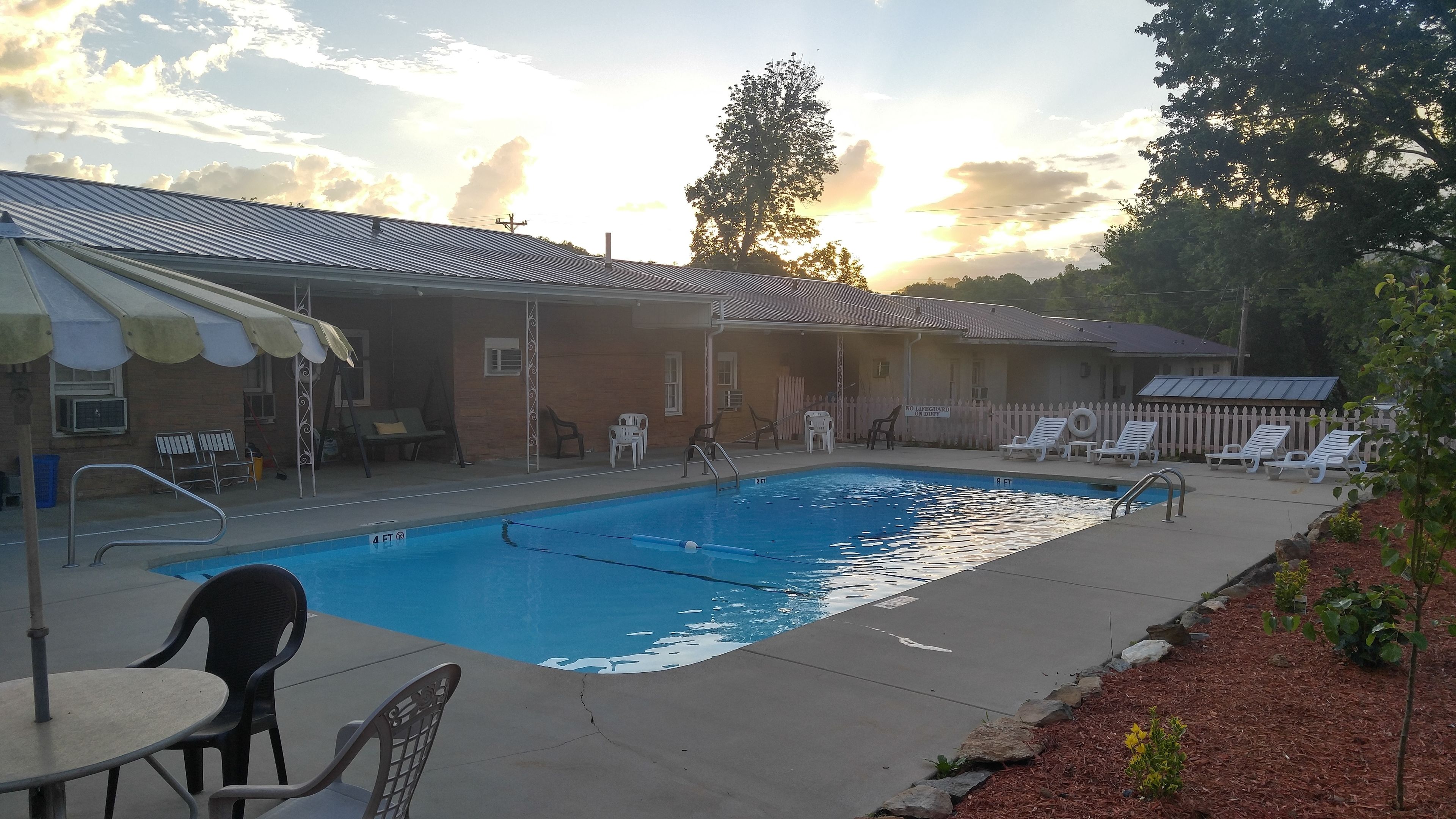 Rosewood Inn
