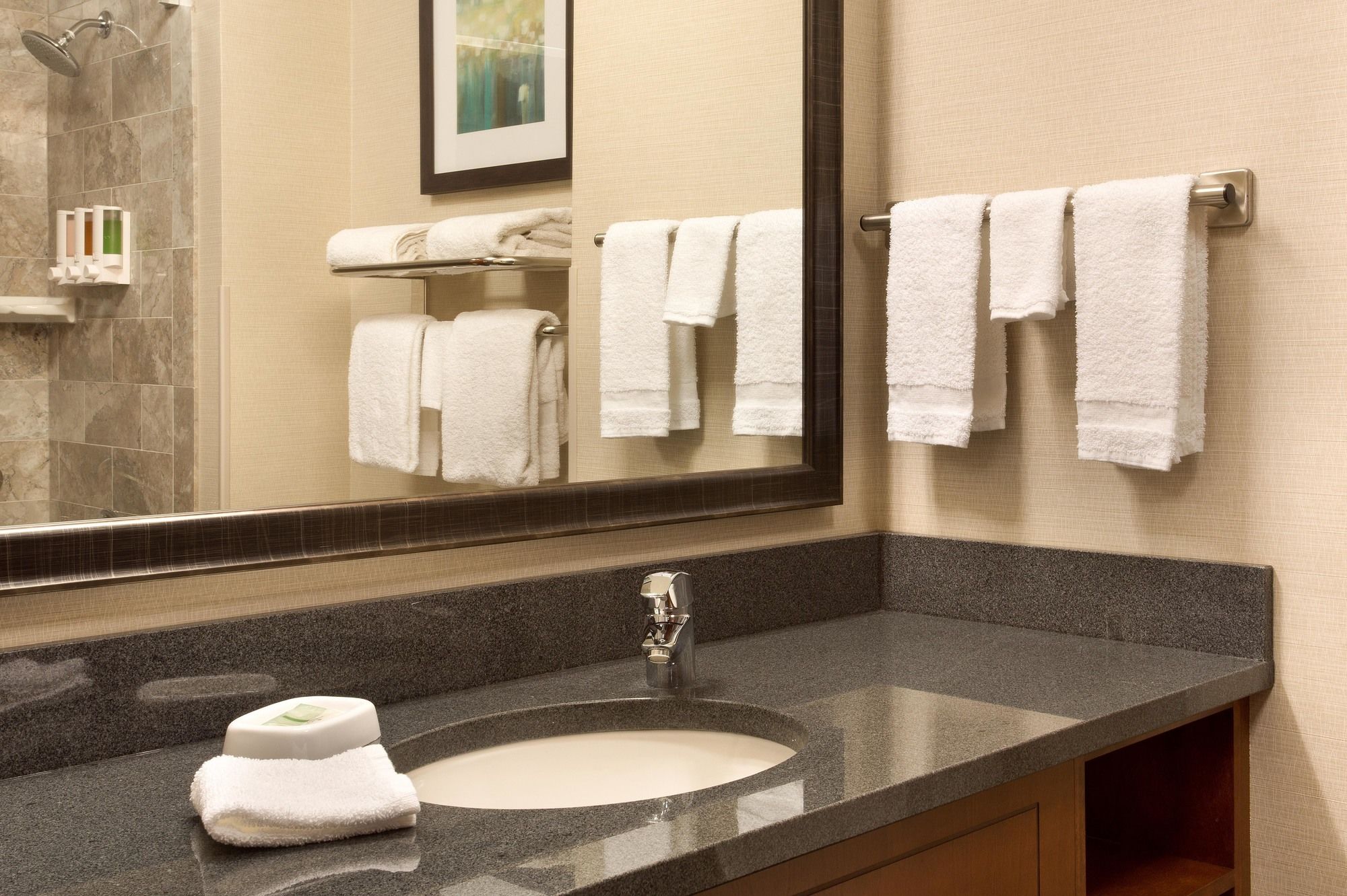 Drury Inn & Suites Burlington