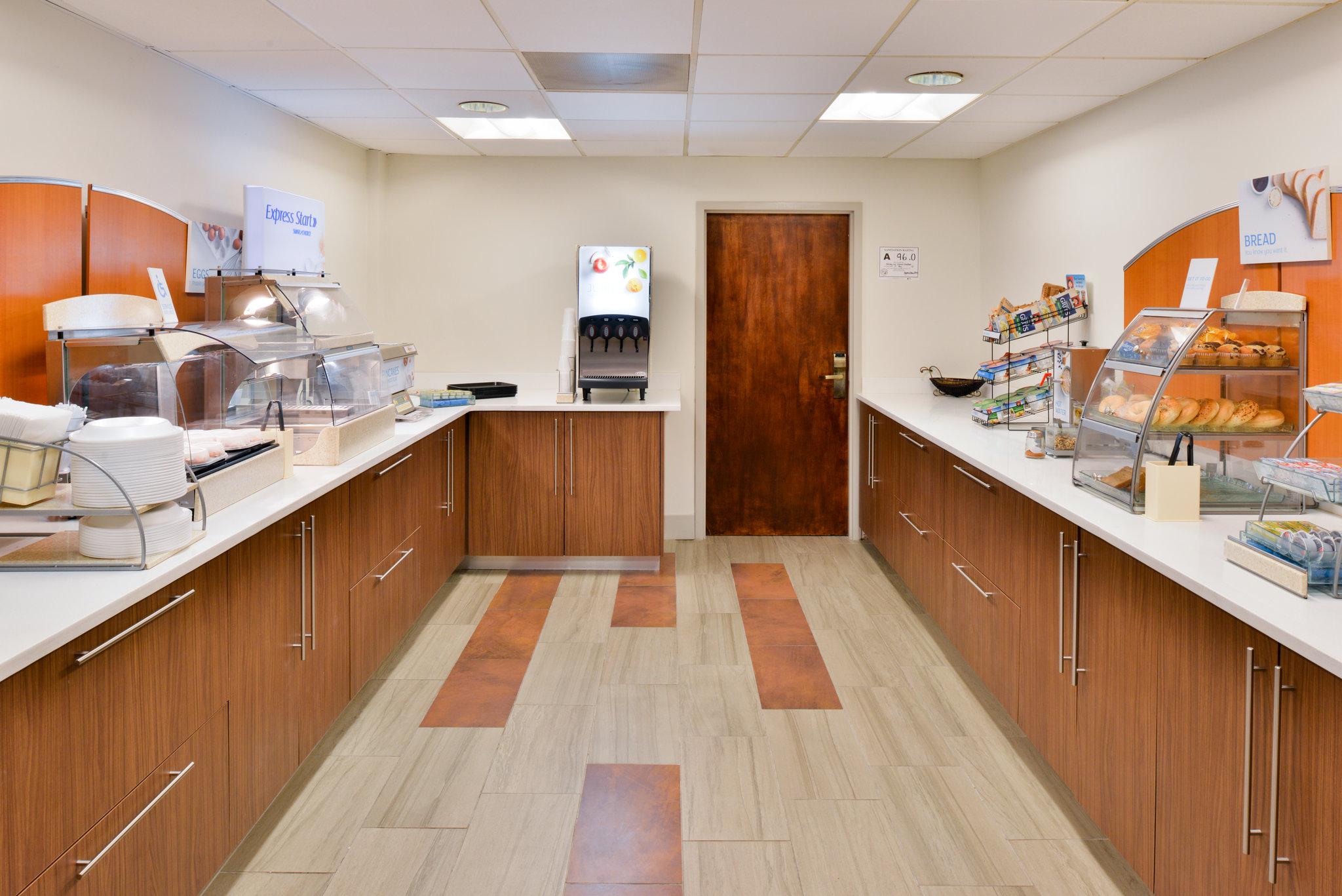 Holiday Inn Express Burlington