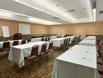 Ramada Hotel & Conference Center by Wyndham, Burlington