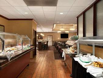 Ramada Hotel & Conference Center by Wyndham, Burlington