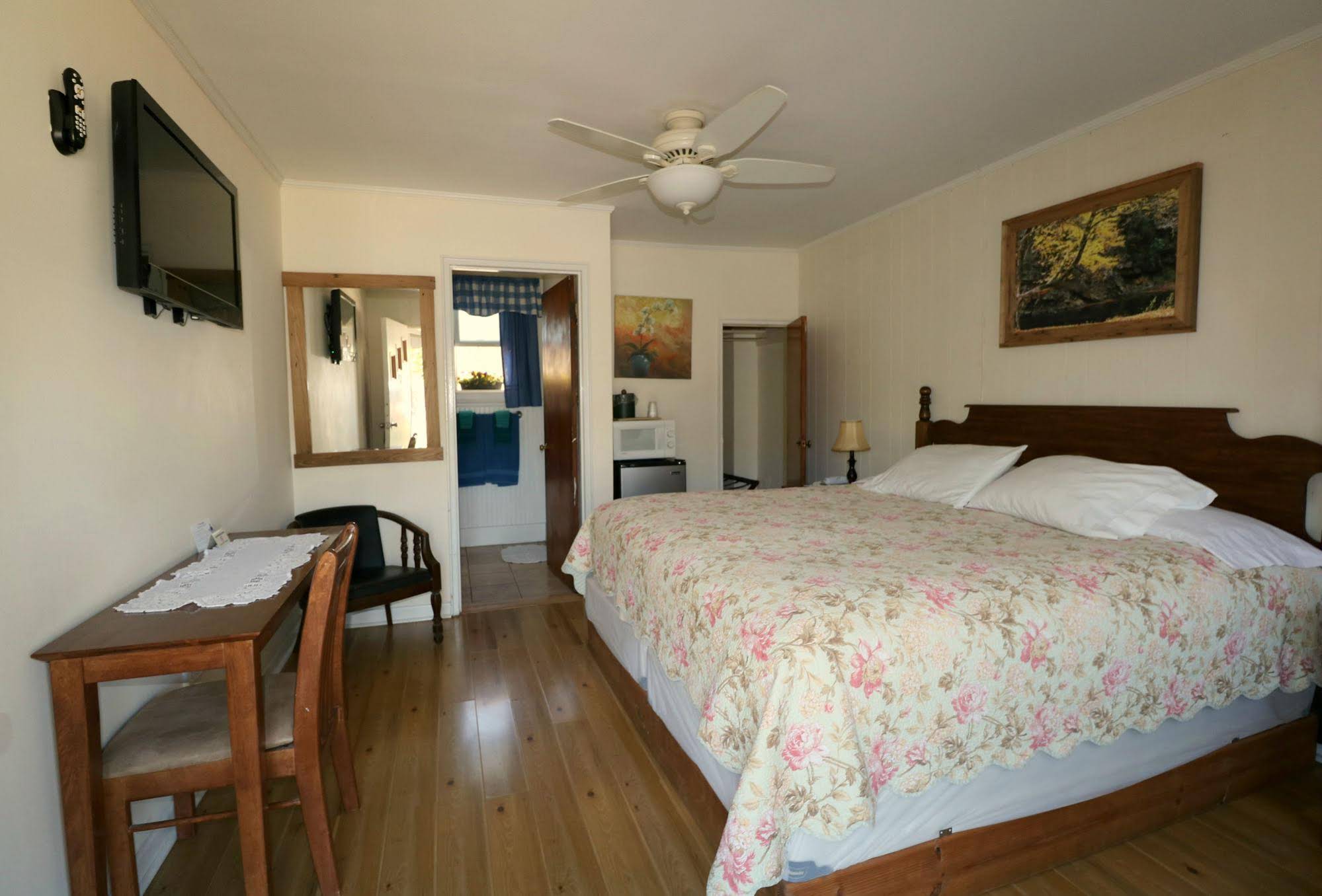 Carolina Country Inn