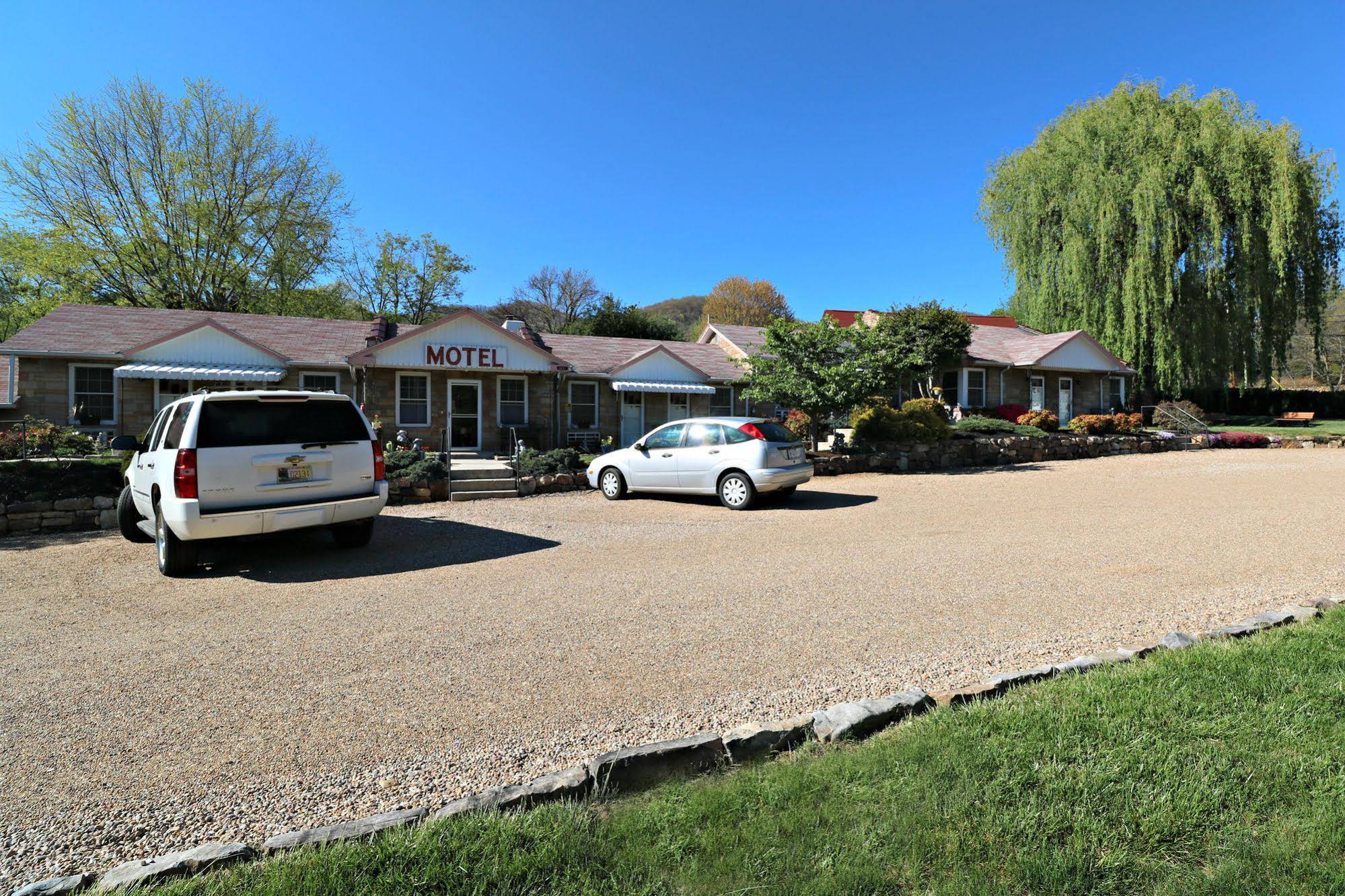 Carolina Country Inn