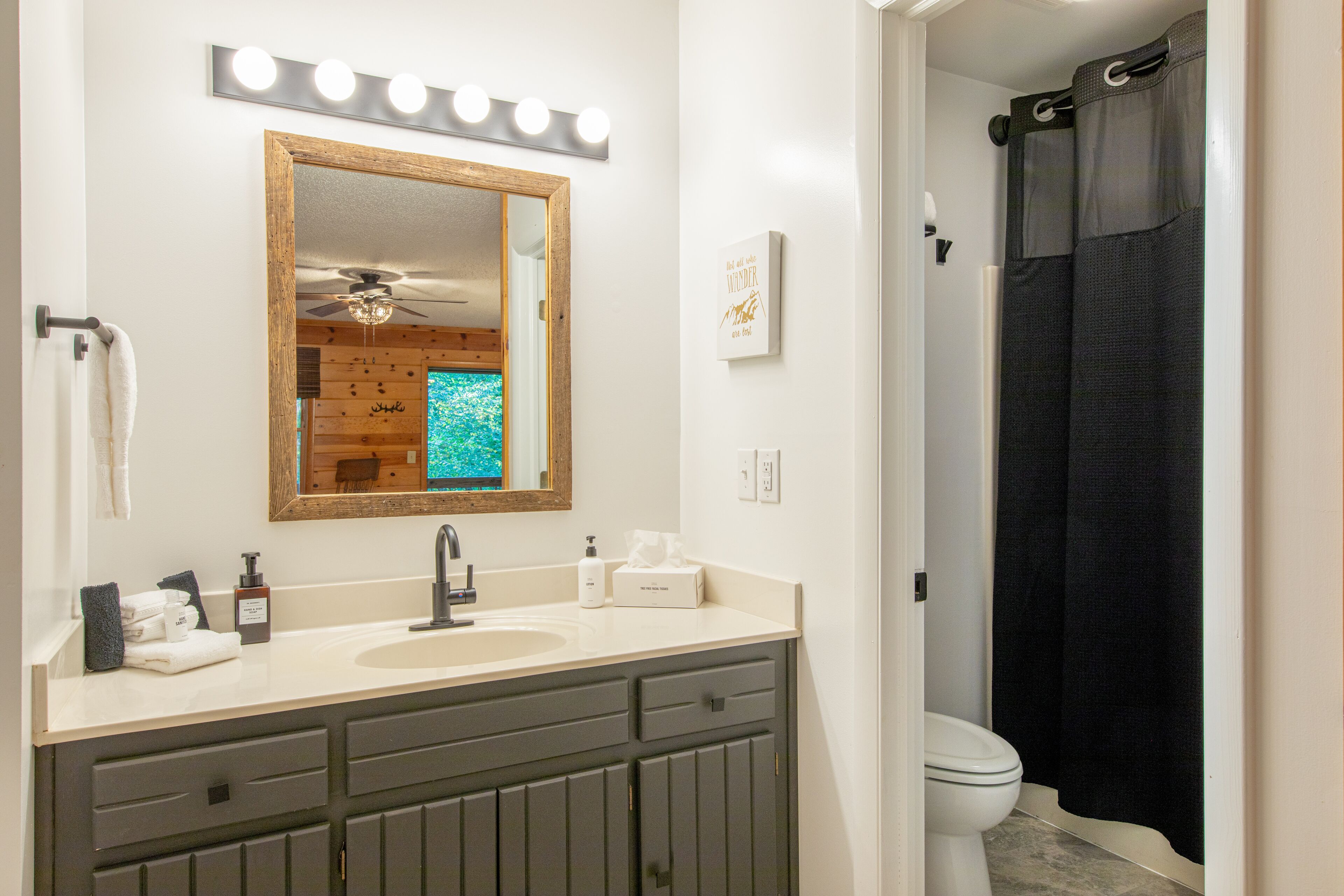 Mount Mitchell Eco Retreat