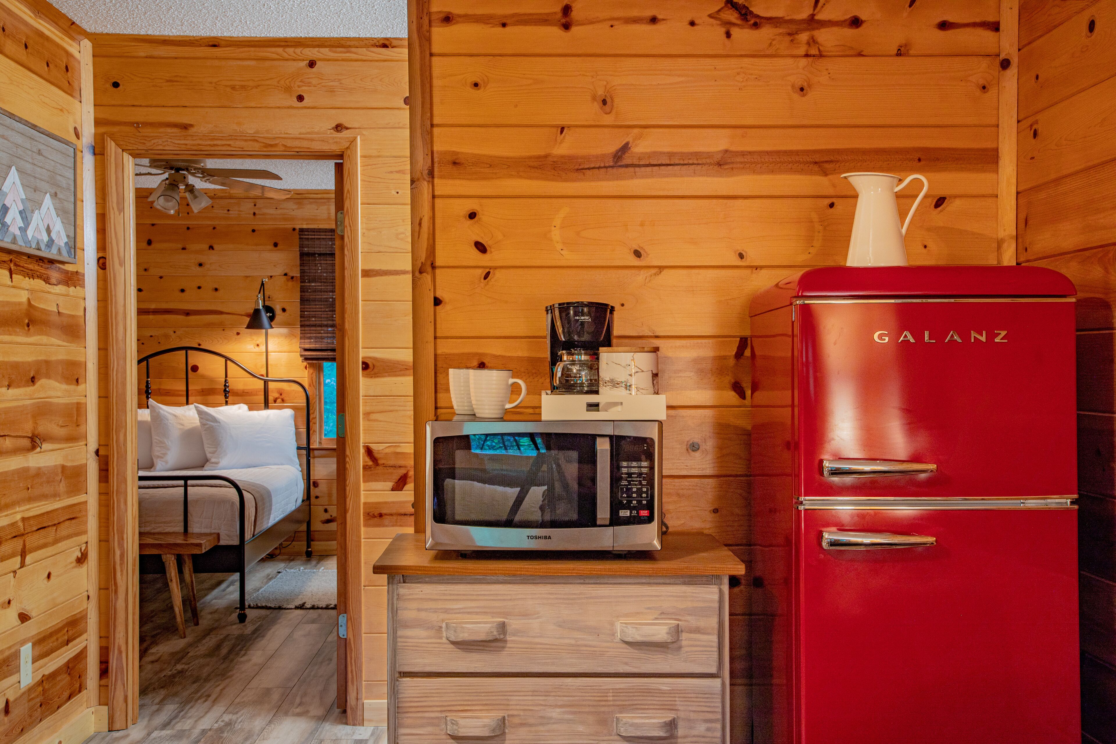Mount Mitchell Eco Retreat