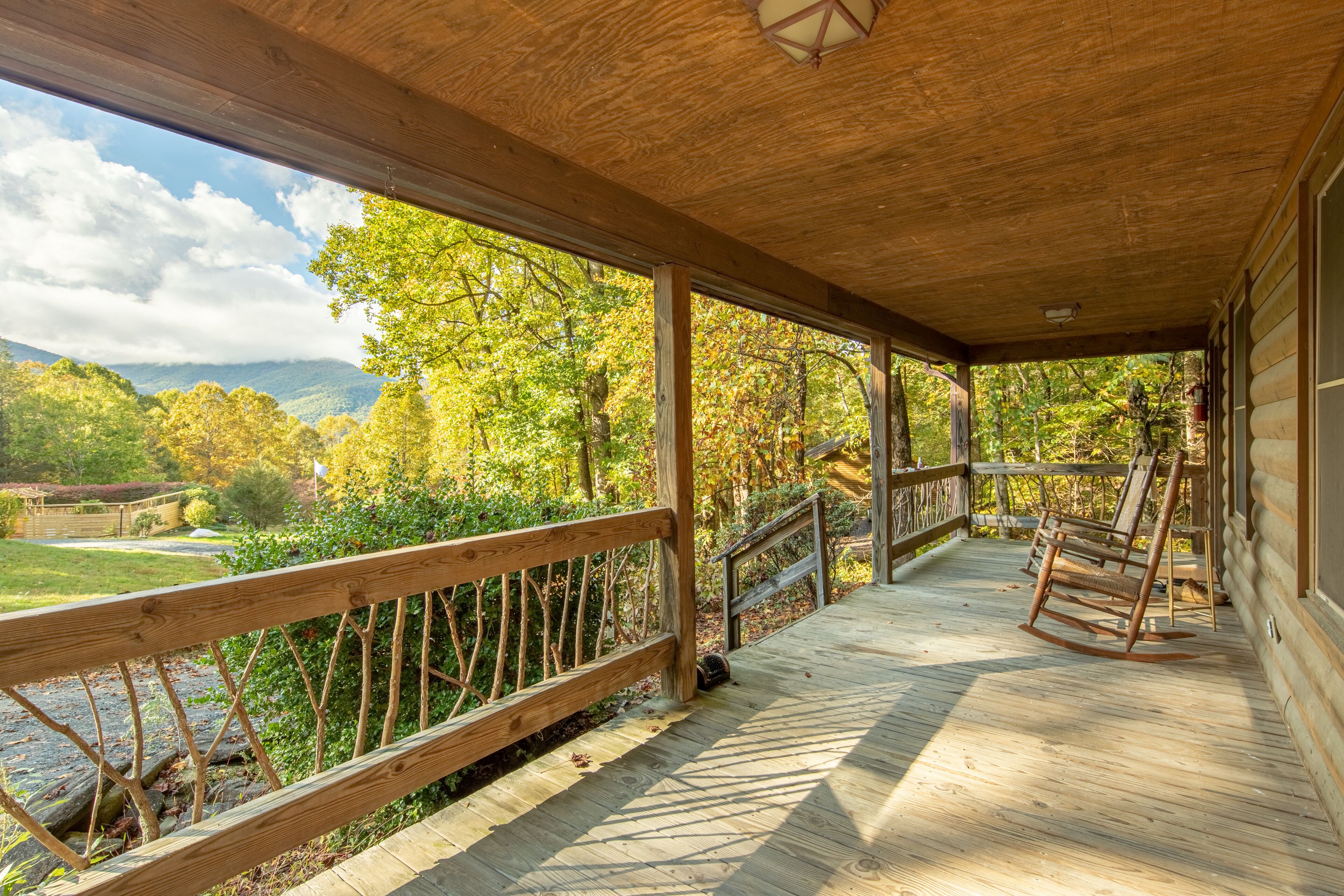 Mount Mitchell Eco Retreat