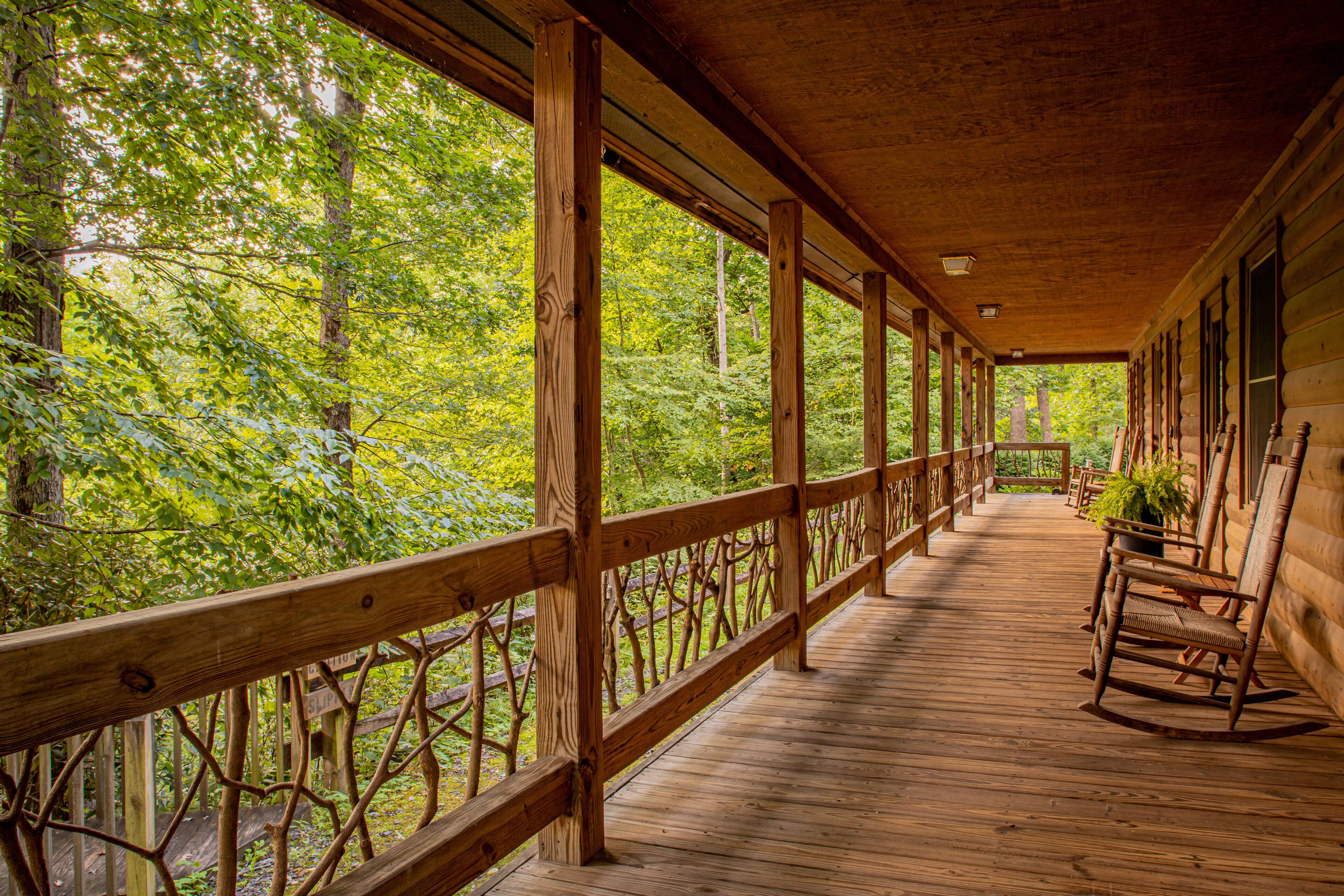 Mount Mitchell Eco Retreat