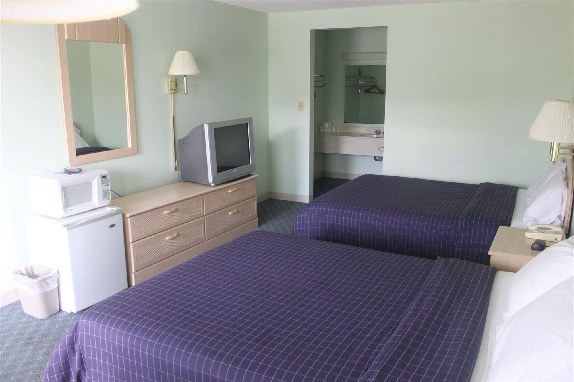 Days Inn by Wyndham Cape Carteret near Emerald Isle