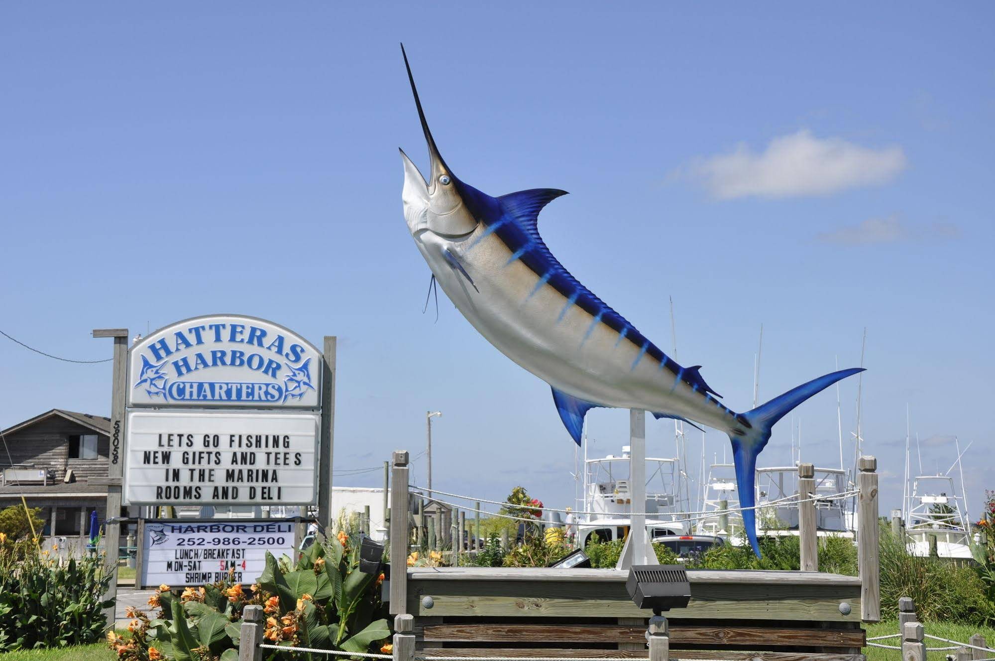 Hatteras Harbor Marina & Motel