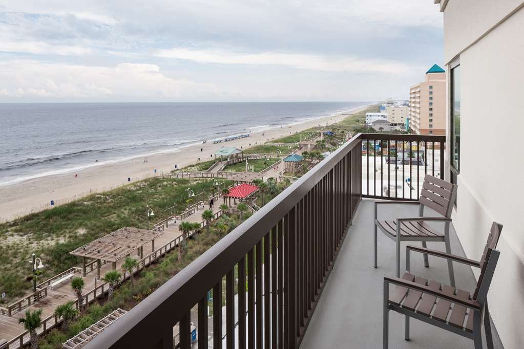 Hampton Inn & Suites Carolina Beach Oceanfront