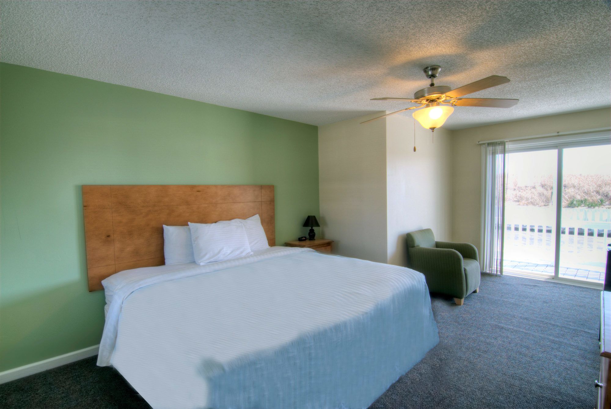 Surfside Motor Lodge