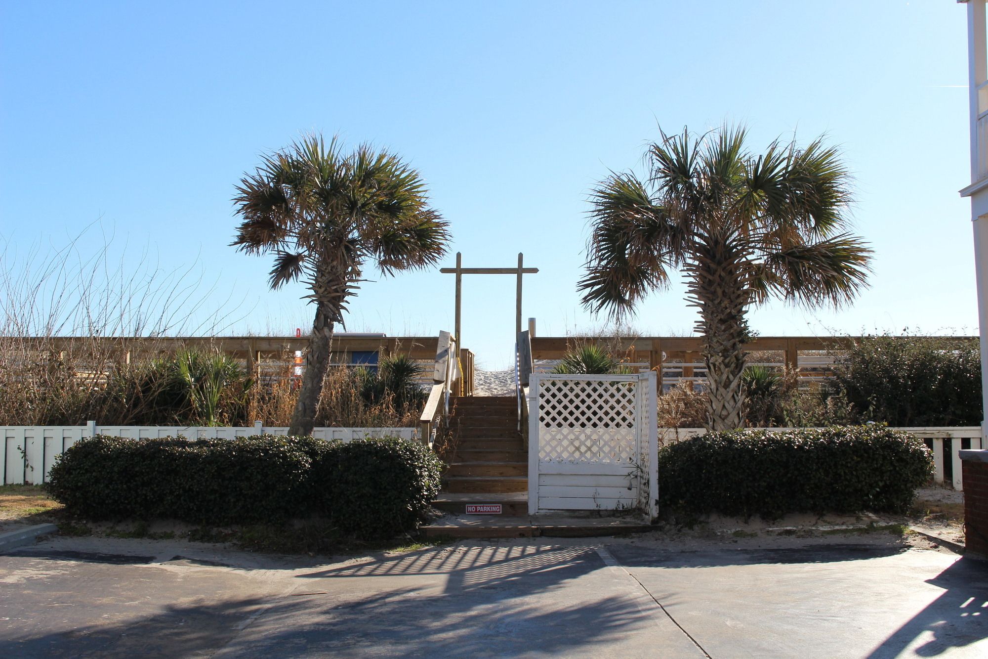 Surfside Motor Lodge