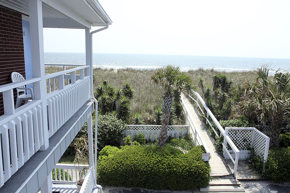 Surfside Motor Lodge