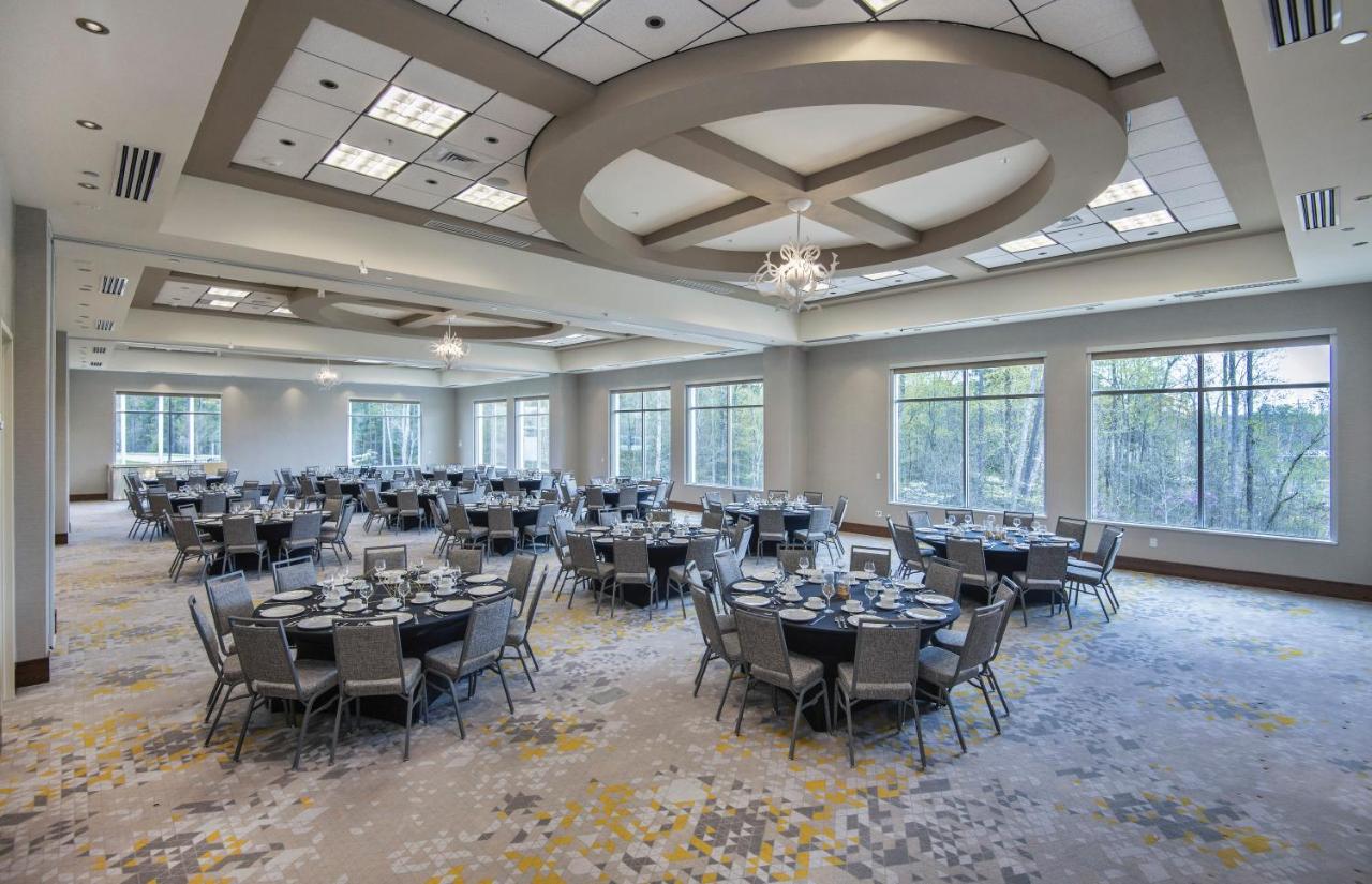 Courtyard Raleigh Cary Parkside Town Commons