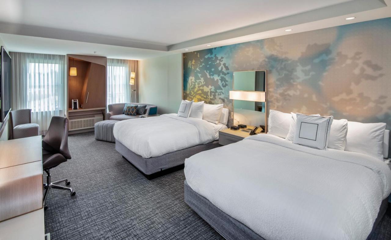 Courtyard Raleigh Cary Parkside Town Commons