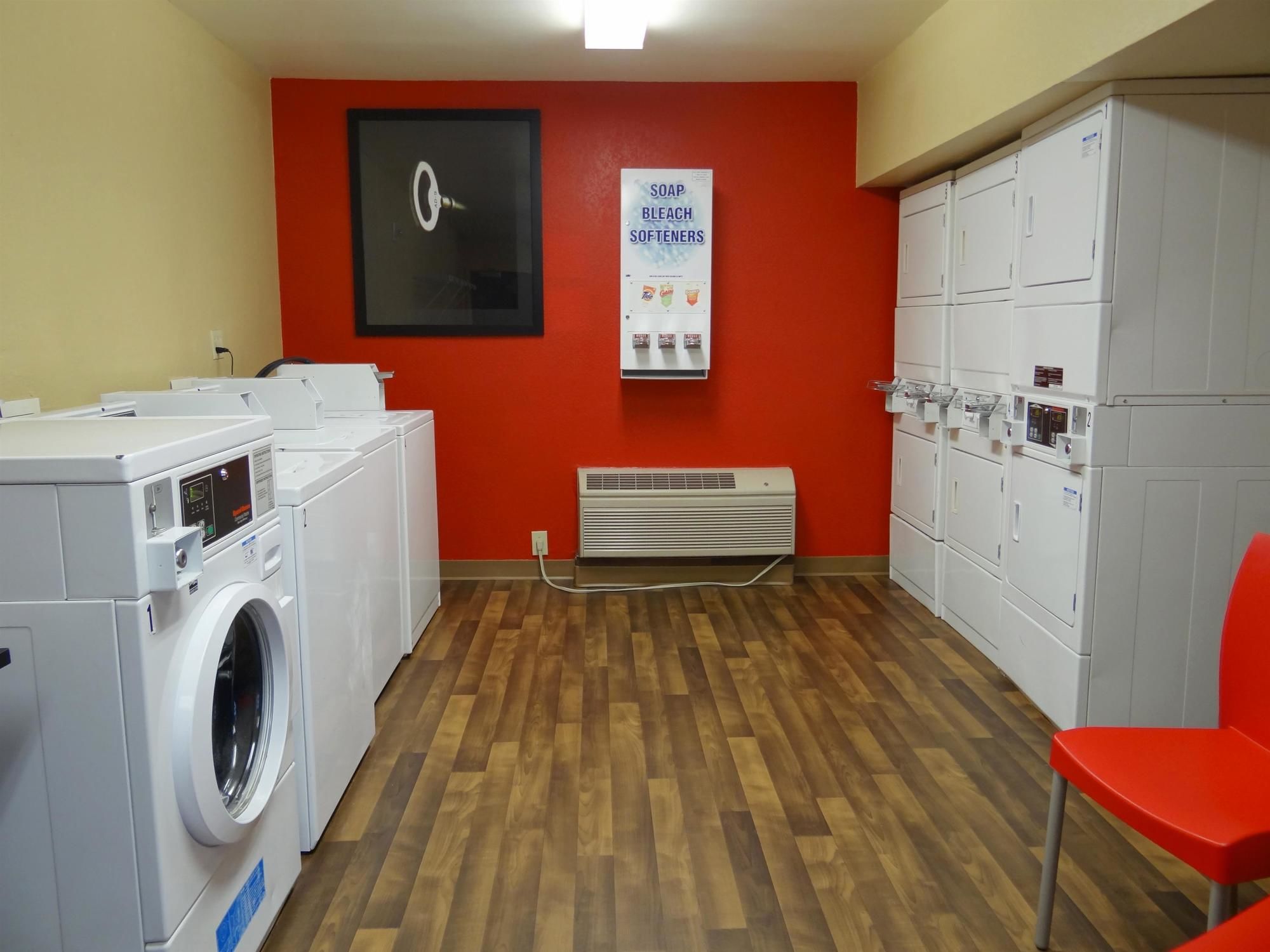 Extended Stay America - Raleigh - Cary - Regency Parkway North