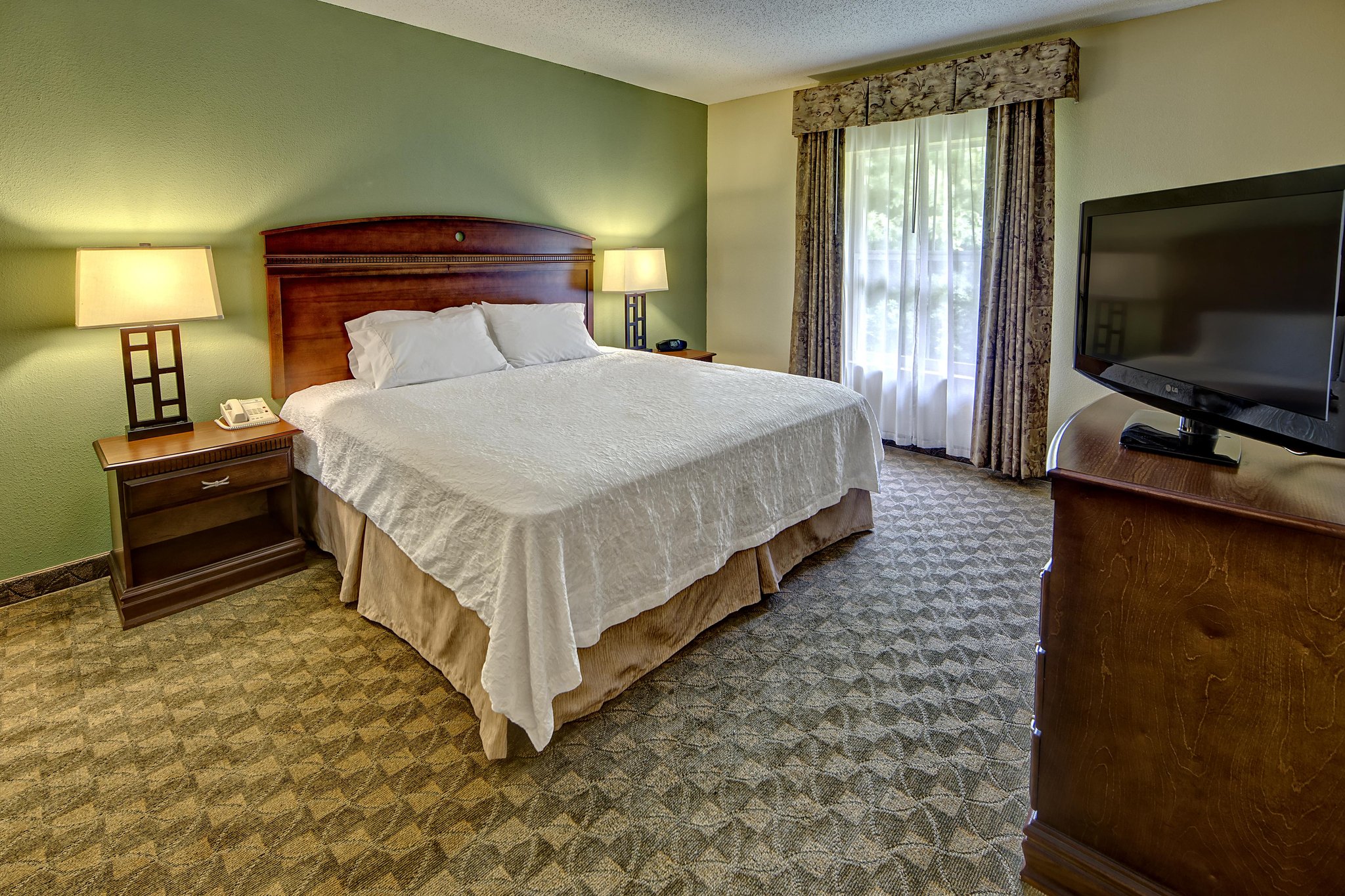 Hampton Inn & Suites Cashiers-Sapphire Valley