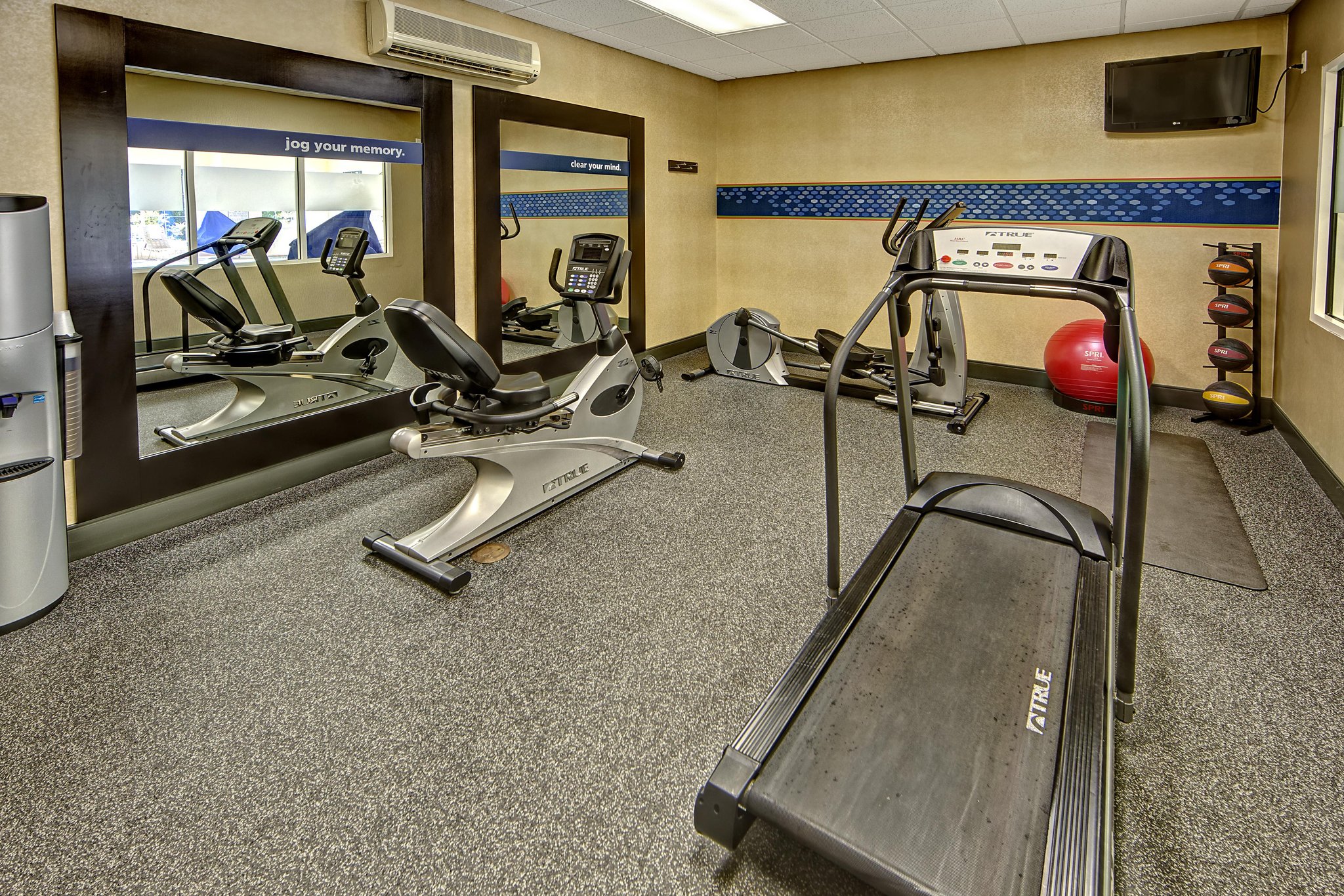 Hampton Inn & Suites Cashiers-Sapphire Valley