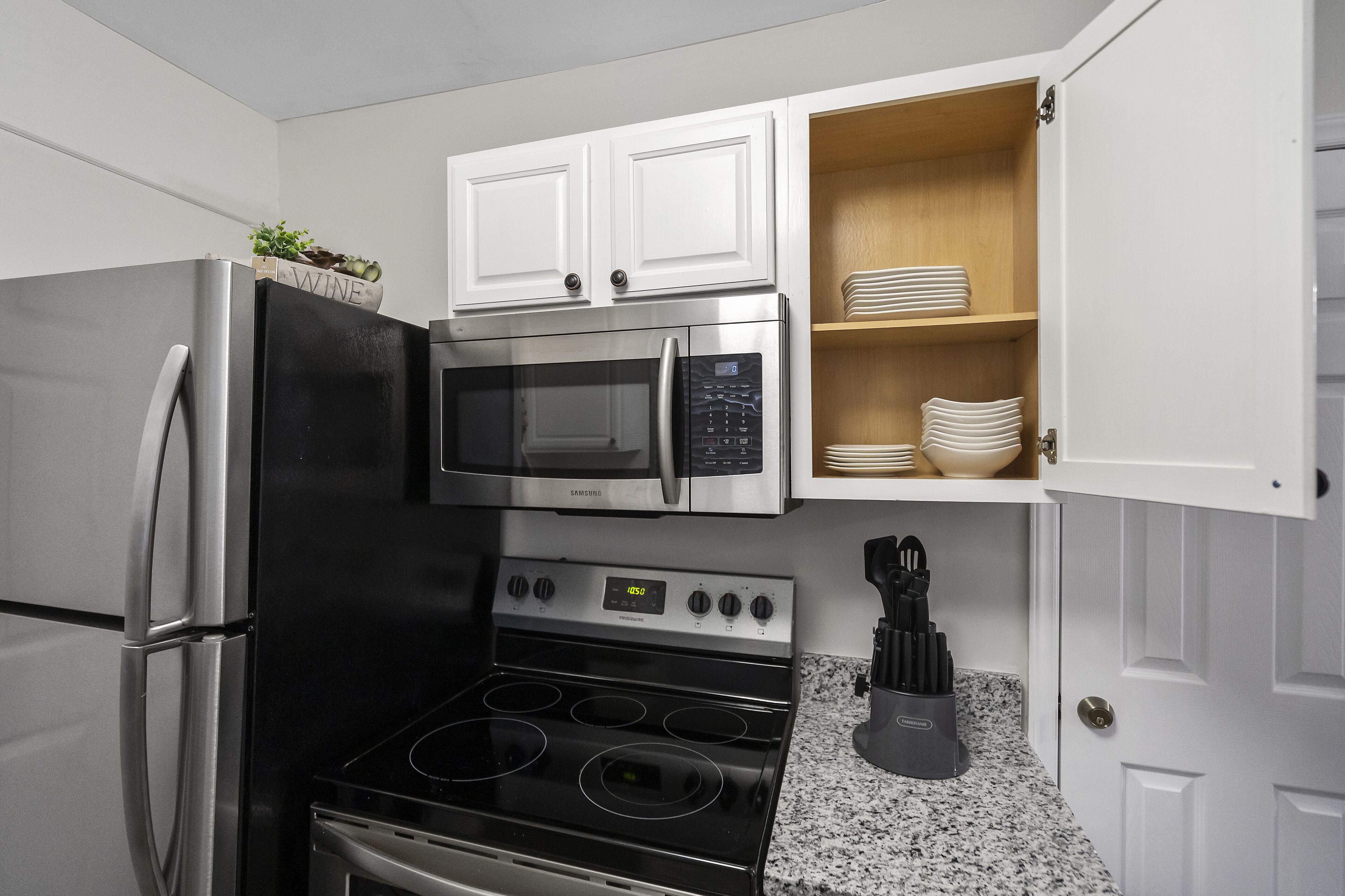 Charlotte Luxury Home Noda