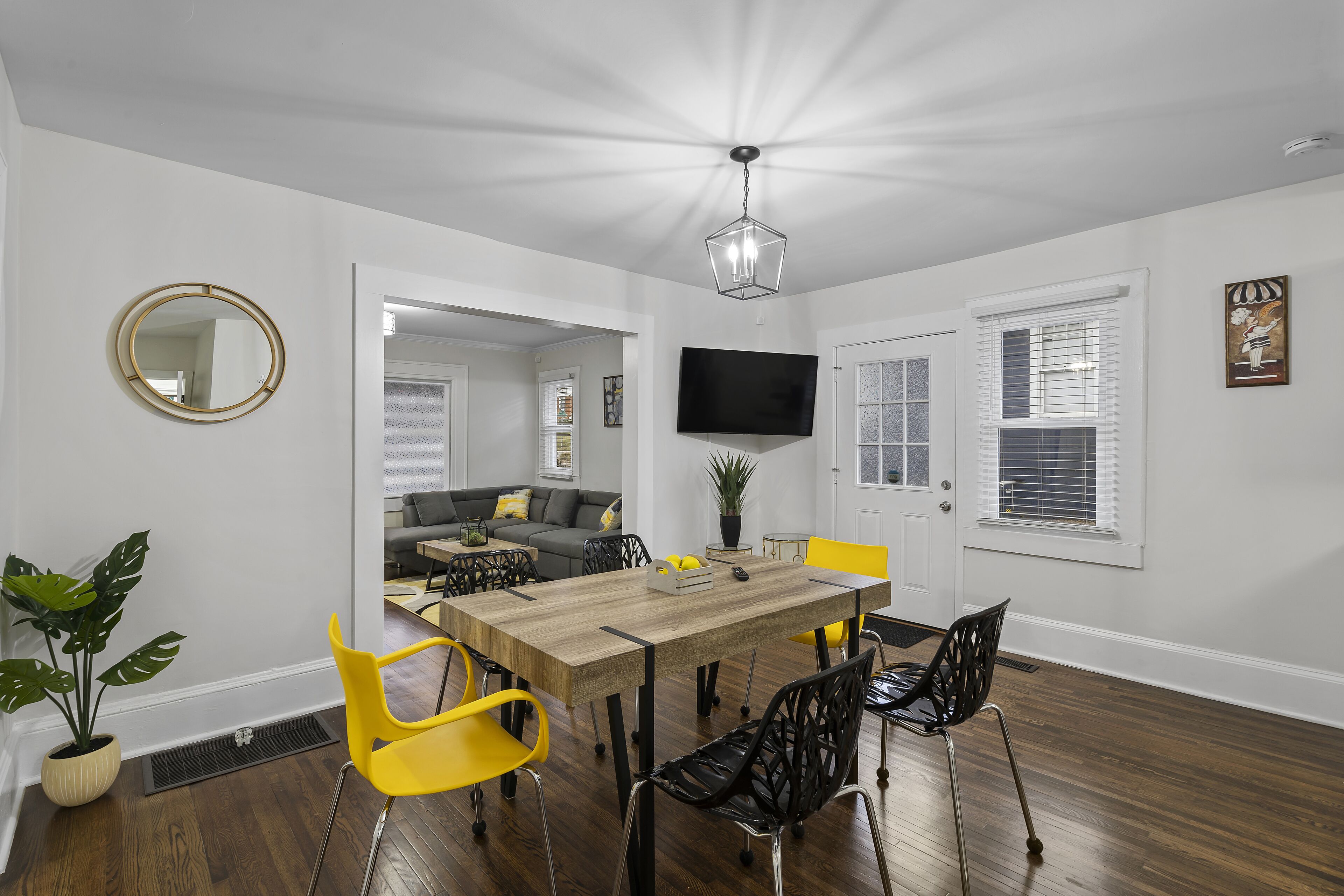 Charlotte Luxury Home Noda