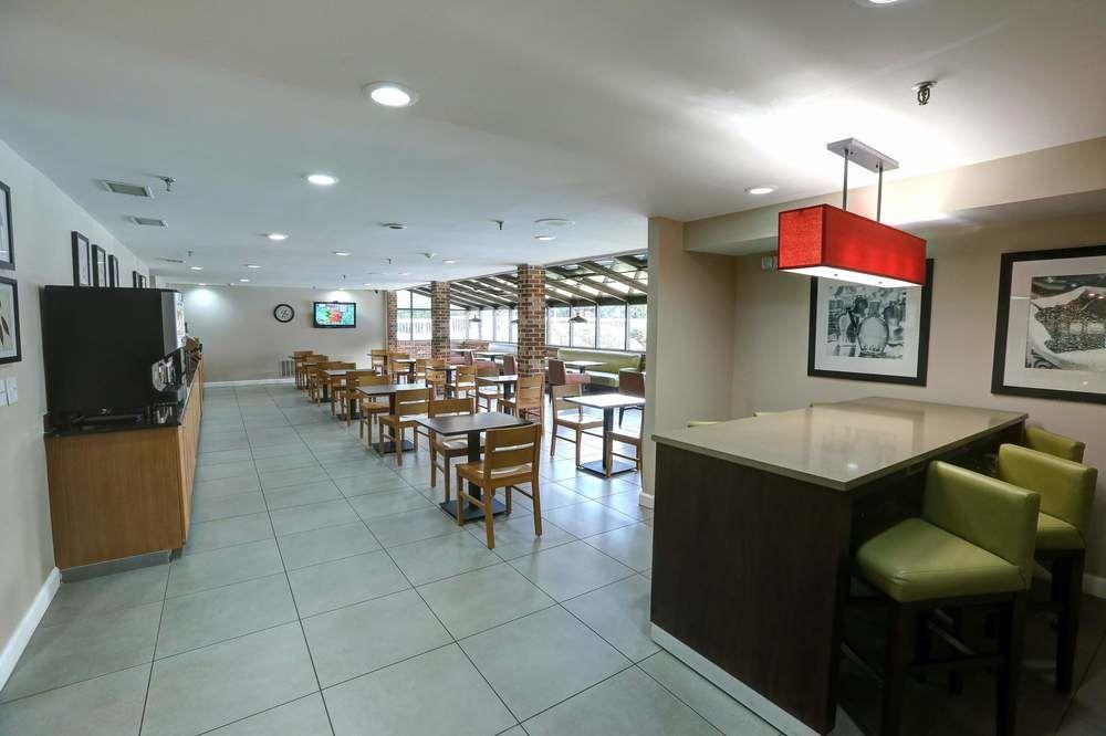 Country Inn & Suites by Radisson, Charlotte I-85 Airport, NC