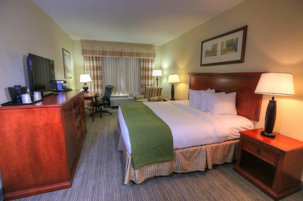 Country Inn & Suites by Radisson, Charlotte I-85 Airport, NC