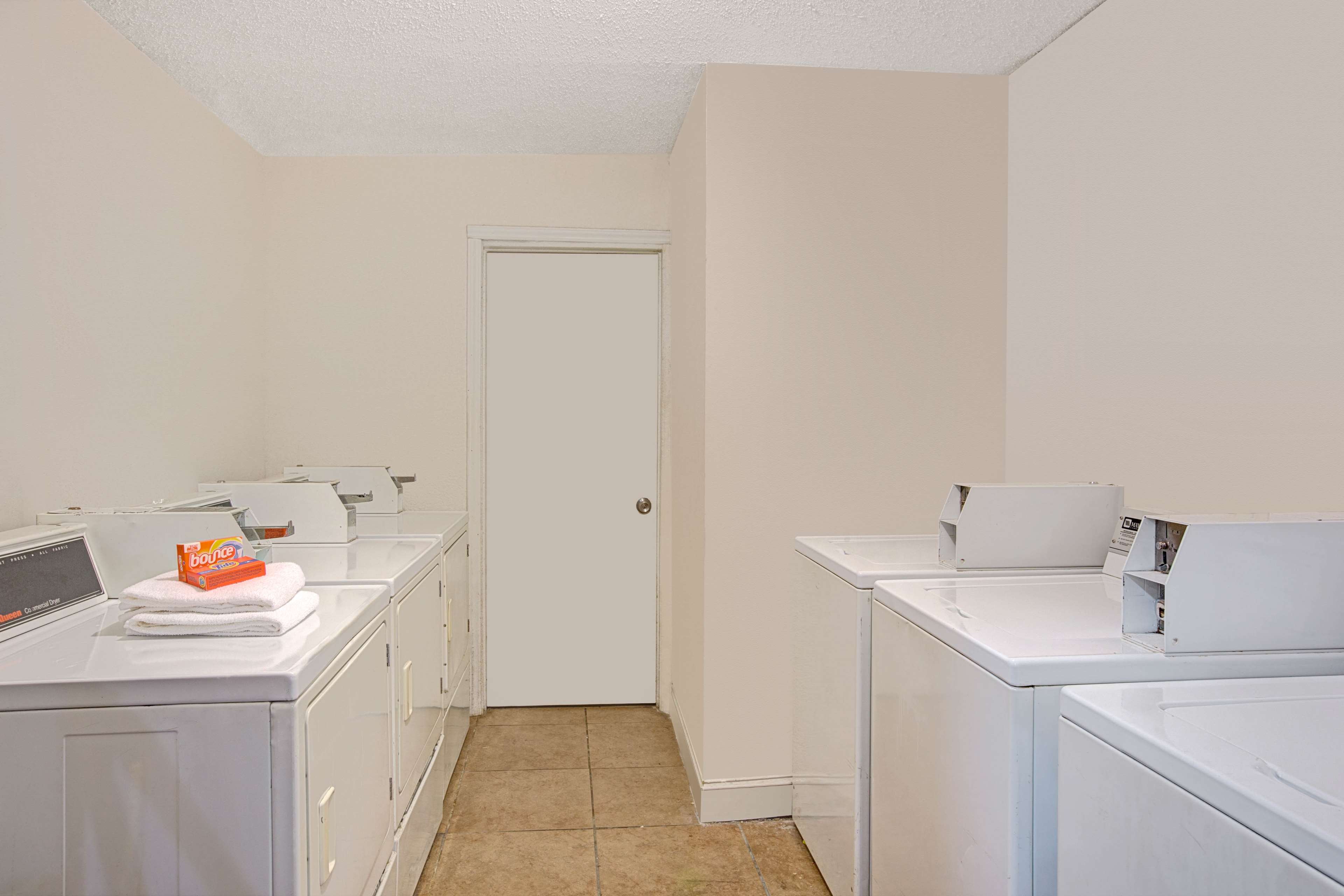 Charlotte Speedway Inn and Suites