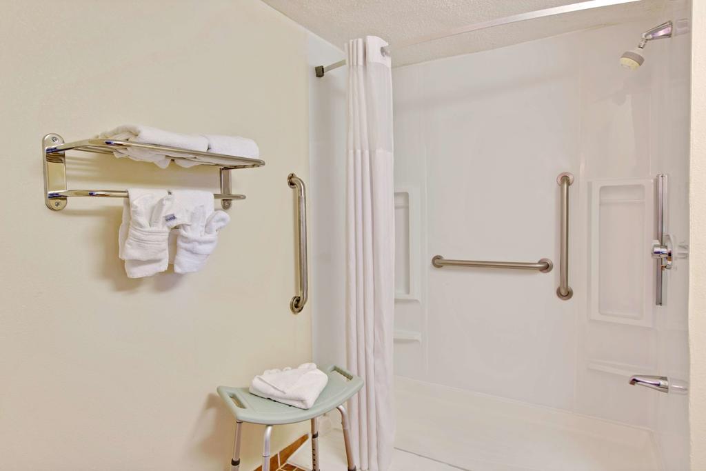 Days Inn by Wyndham Charlotte/Woodlawn Near Carowinds