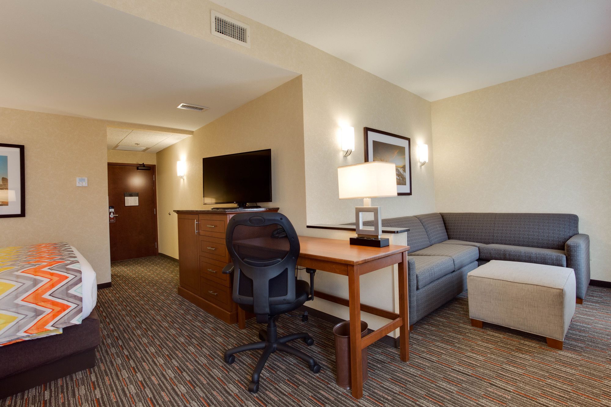 Drury Inn & Suites Charlotte Arrowood