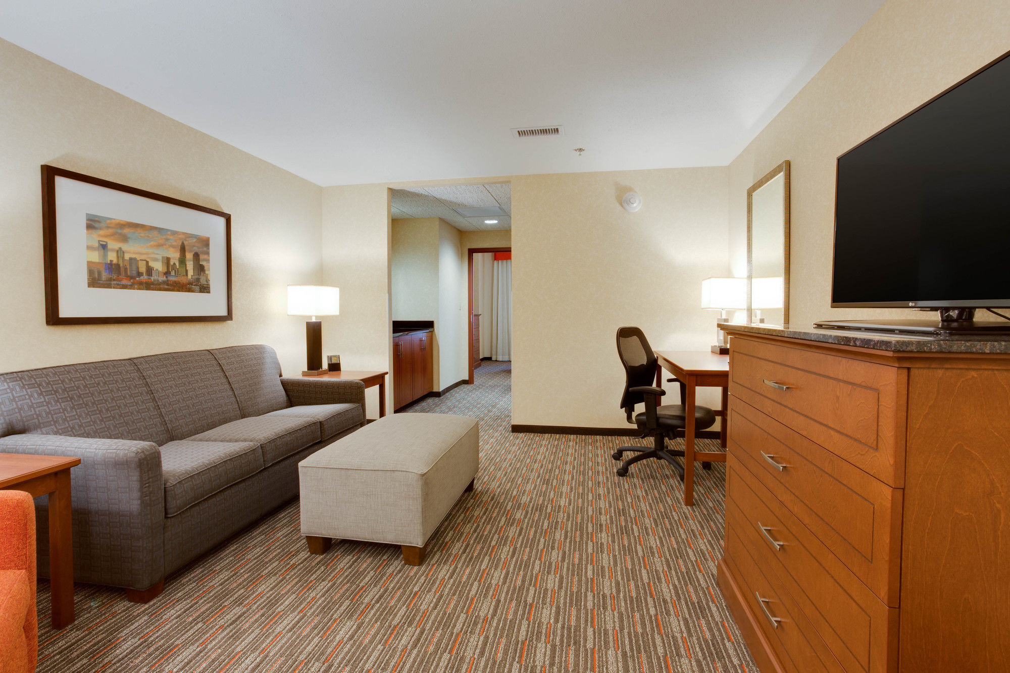 Drury Inn & Suites Charlotte Arrowood