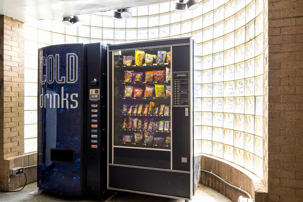 Econo Lodge Airport near Billy Graham Parkway