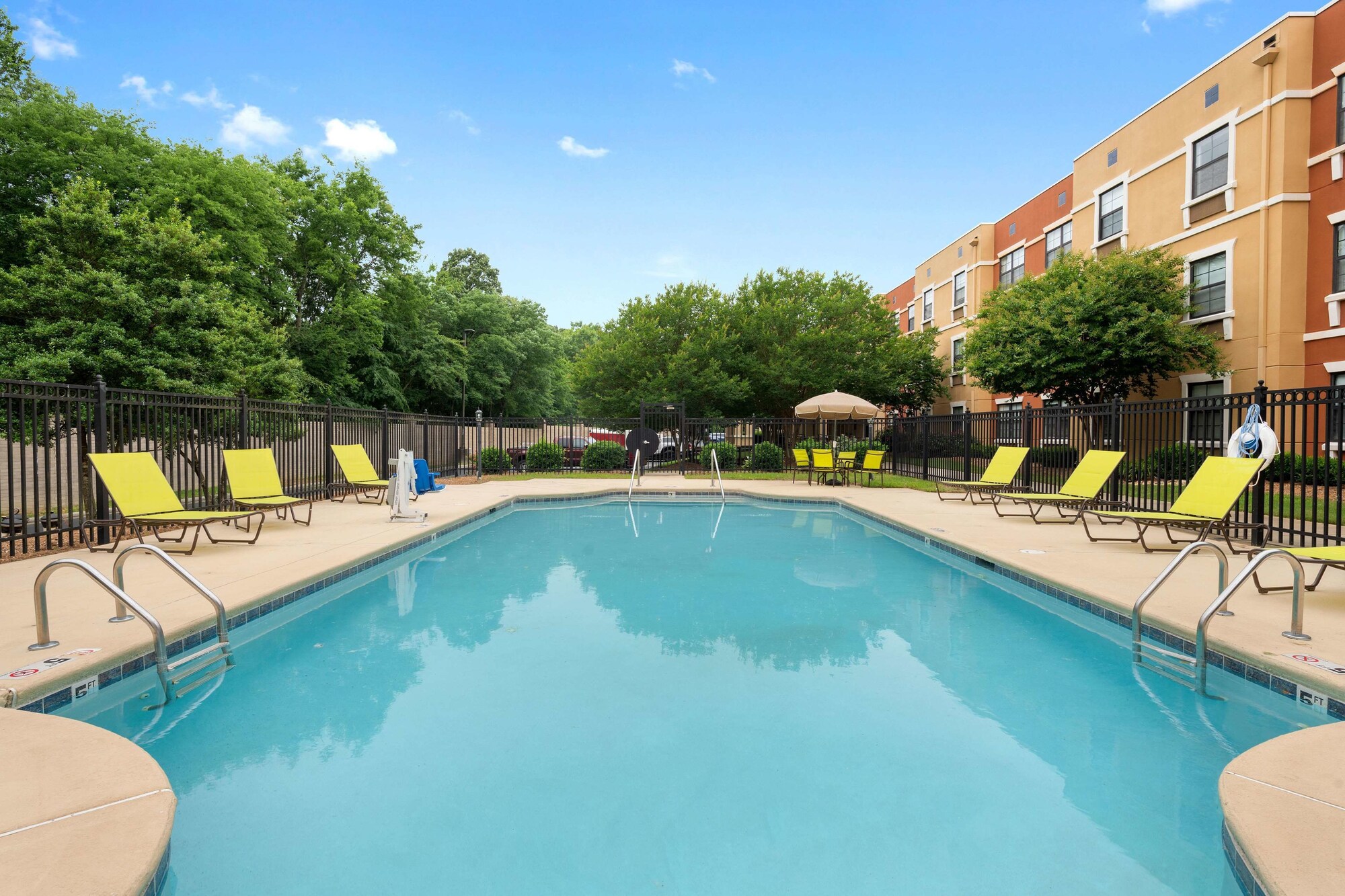 Extended Stay America Premier Suites Charlotte Pineville Pineville Matthews Rd.